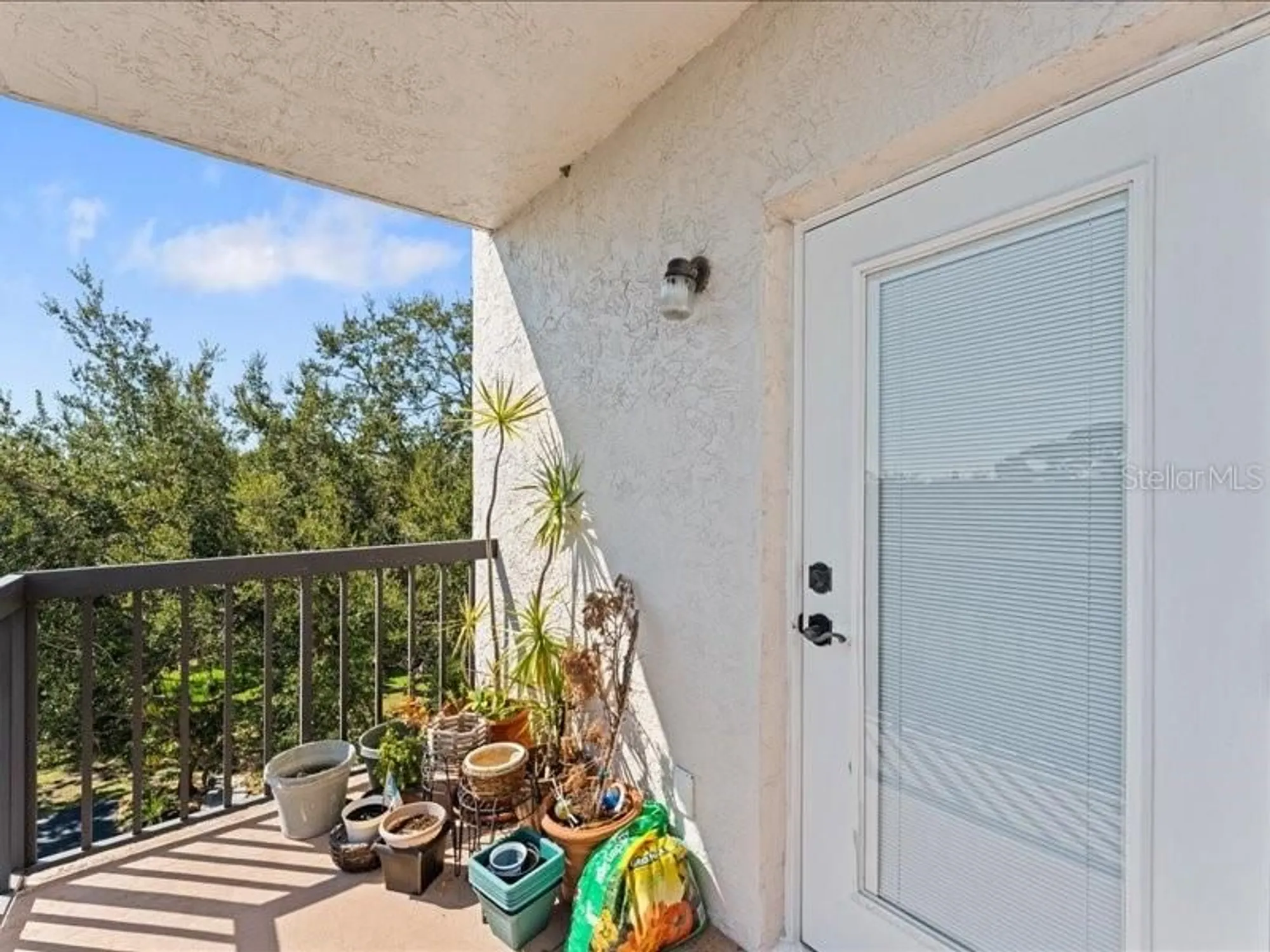 Property Slideshow image 16 of 47 | 8186 terrace garden dr n unit 401, Saint Petersburg, FL, 33709