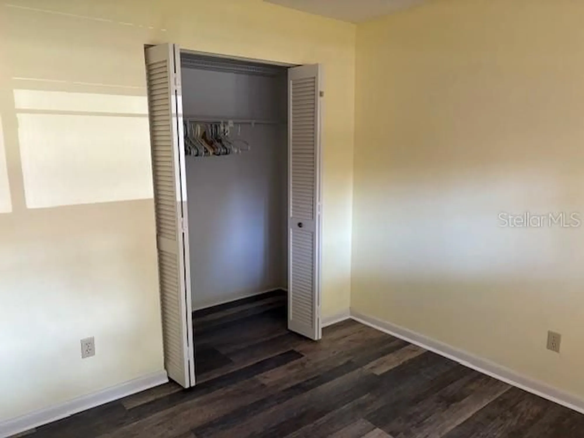 Property Slideshow image 11 of 40 | 8575 sw 90th ln b, Ocala, FL, 34481