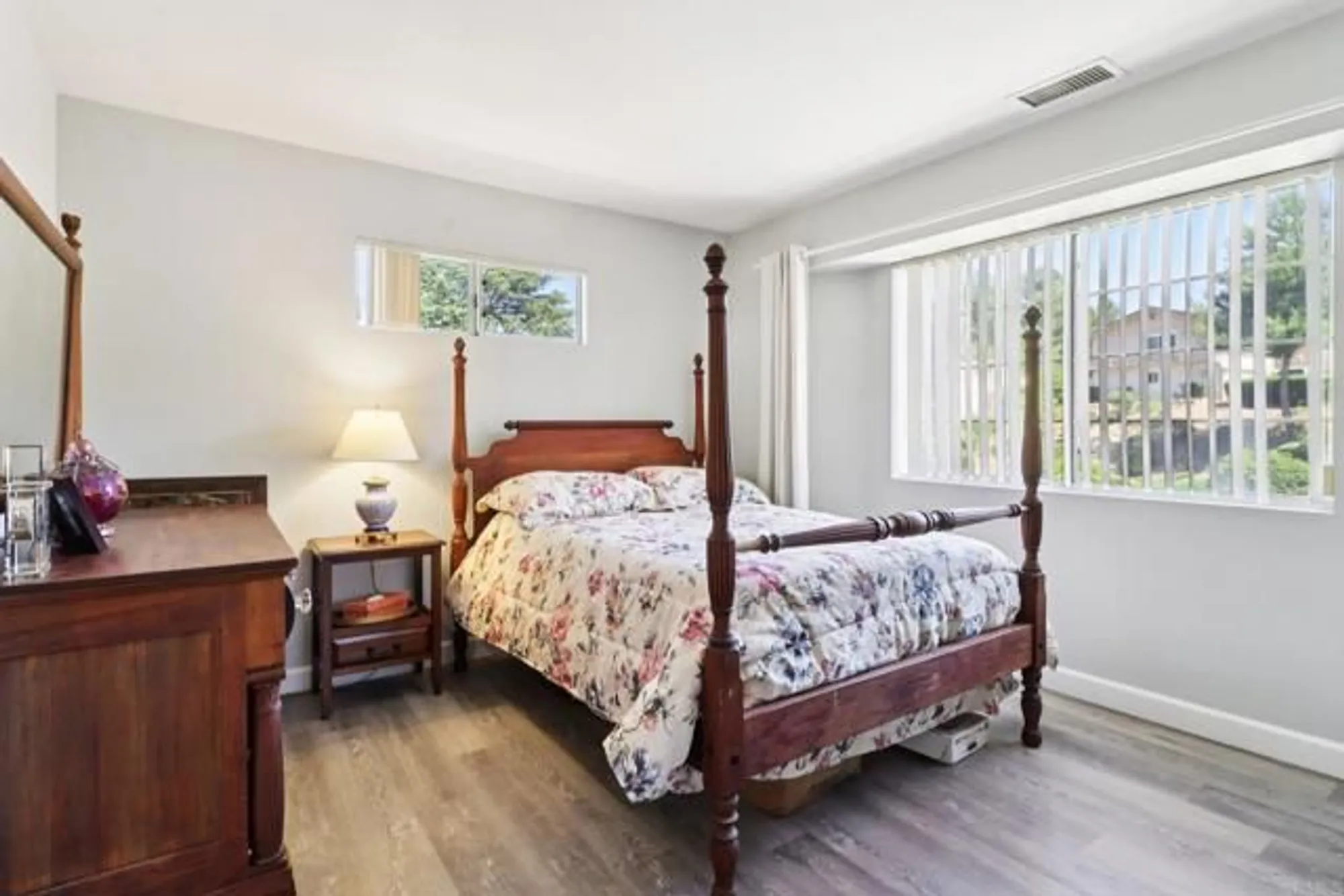 Property Slideshow image 26 of 42 | 9704 indian creek way, Escondido, CA, 92026