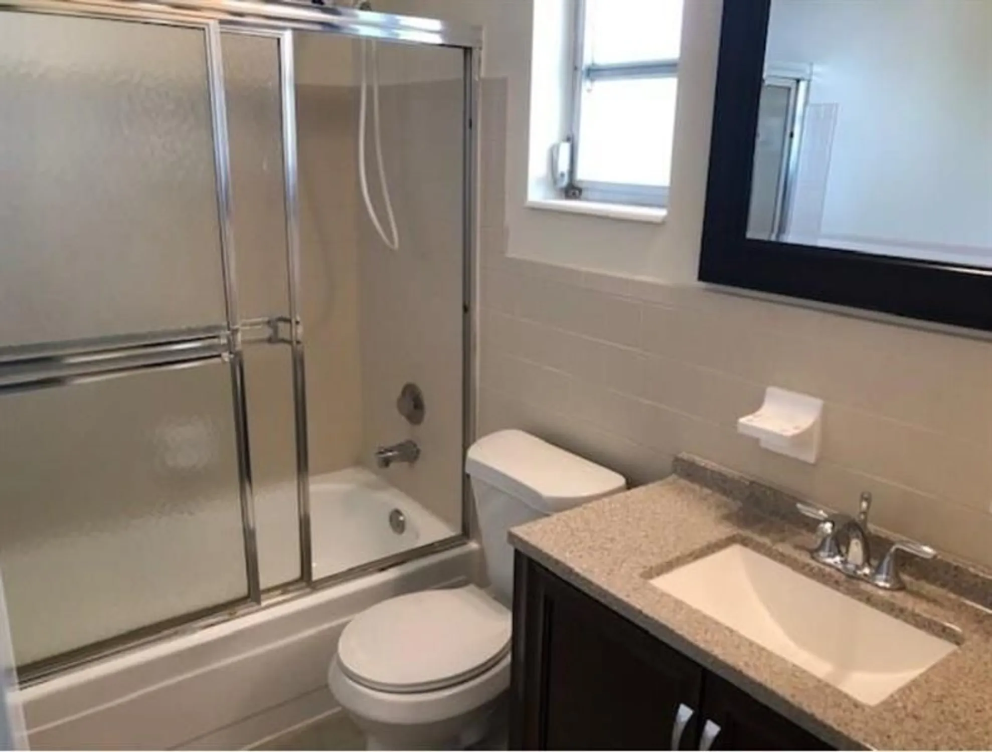 Property Slideshow image 23 of 40 | 1390 nw 70th ln, Margate, FL, 33063