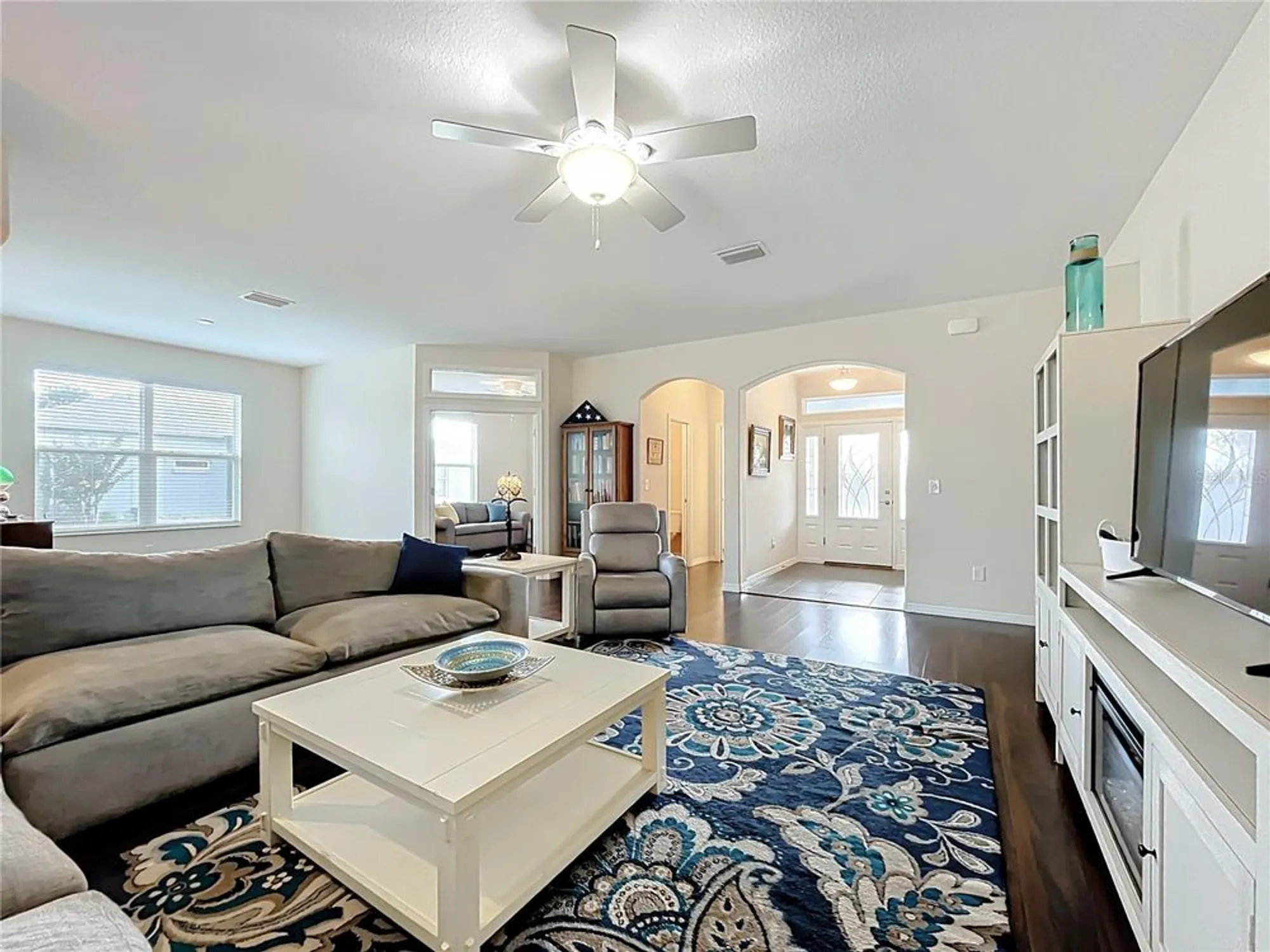 Property Slideshow image 10 of 69 | 26812 augusta springs cir, Leesburg, FL, 34748