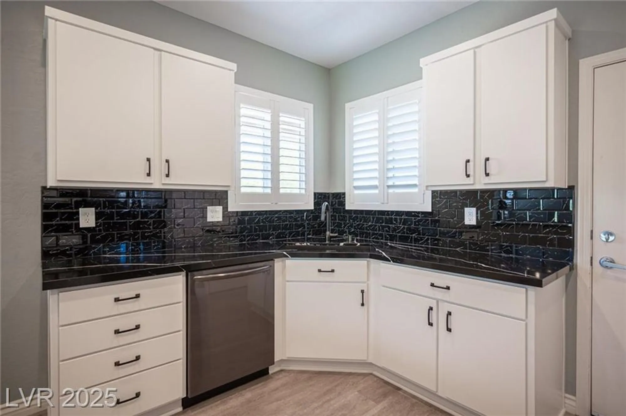 Property Slideshow image 12 of 43 | 2545 divine sky dr, Henderson, NV, 89044