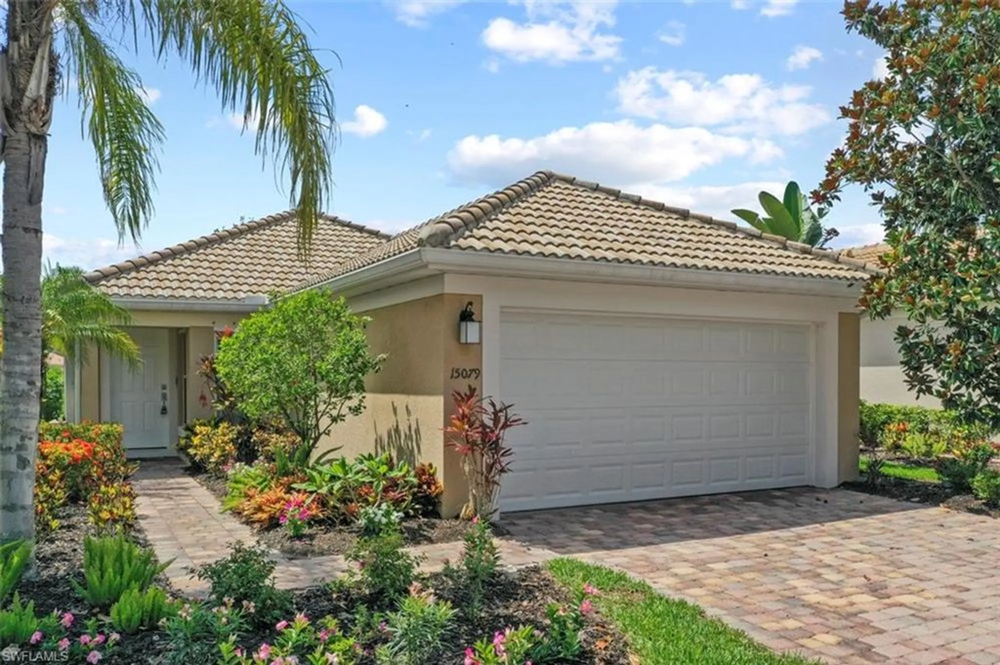 Property Slideshow image 1 of 24 | 15079 reef ln, Bonita Springs, FL, 34135