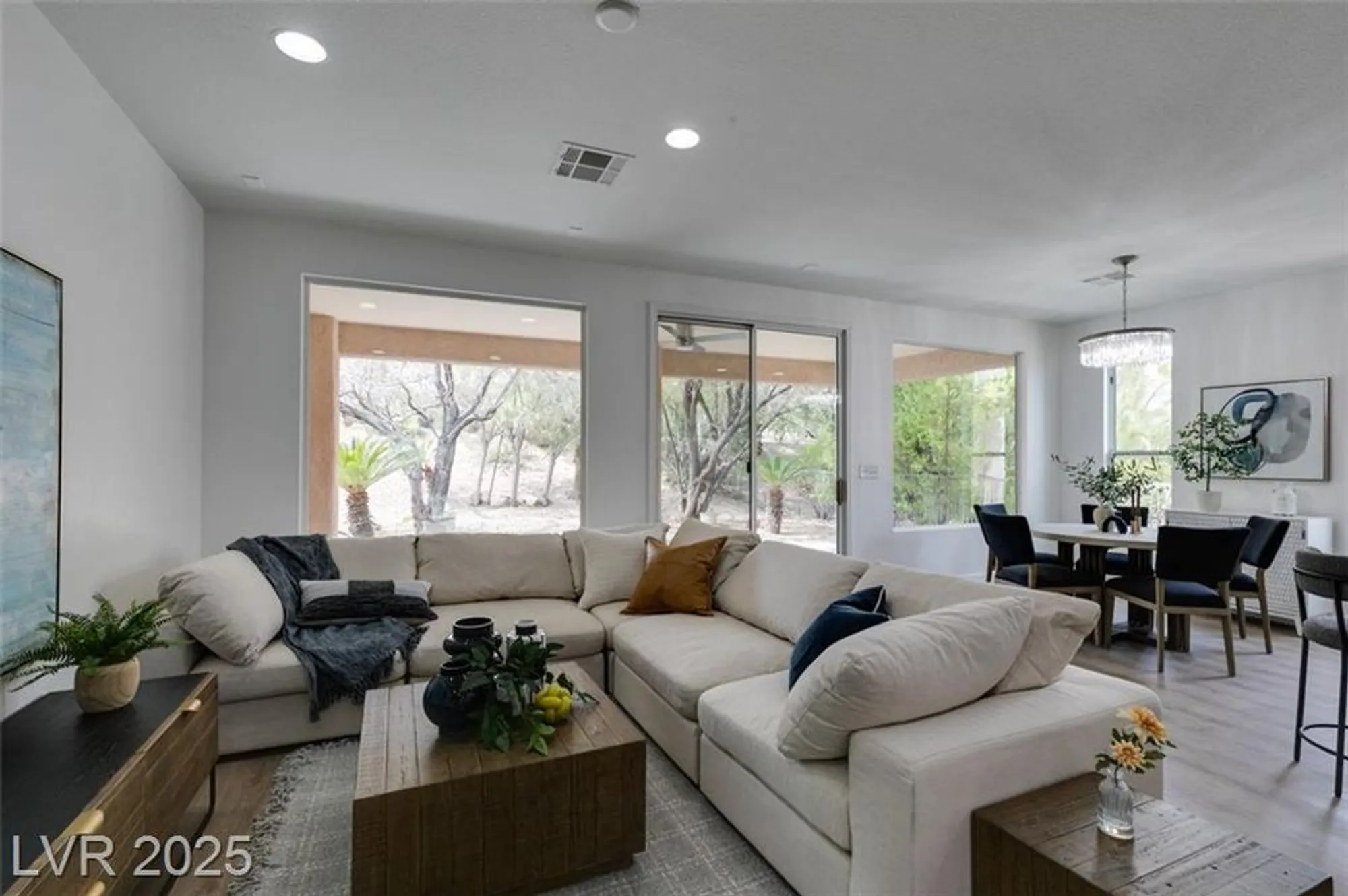 Property Slideshow image 23 of 46 | 5029 alfingo st, Las Vegas, NV, 89135