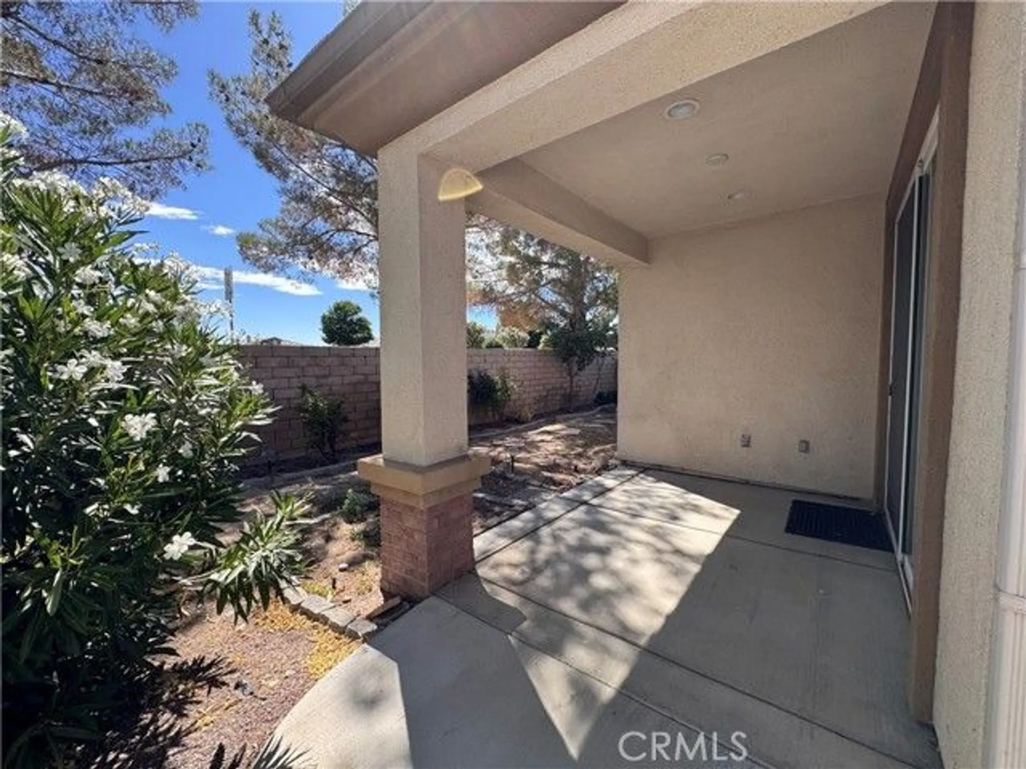 Property Slideshow image 22 of 24 | 11115 sun river ct, Apple Valley, CA, 92308