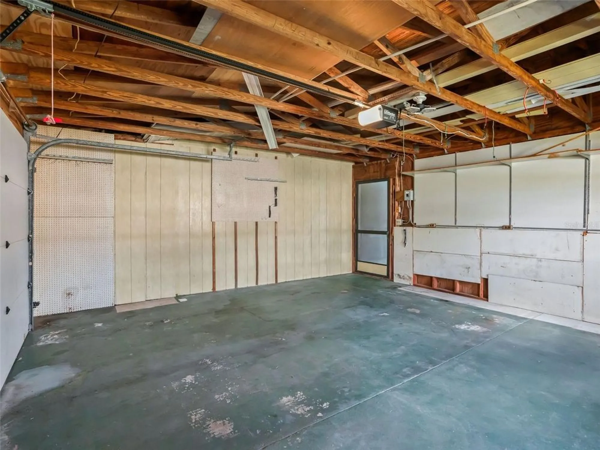 Property Slideshow image 25 of 37 | 9055 sw 102nd pl, Ocala, FL, 34481