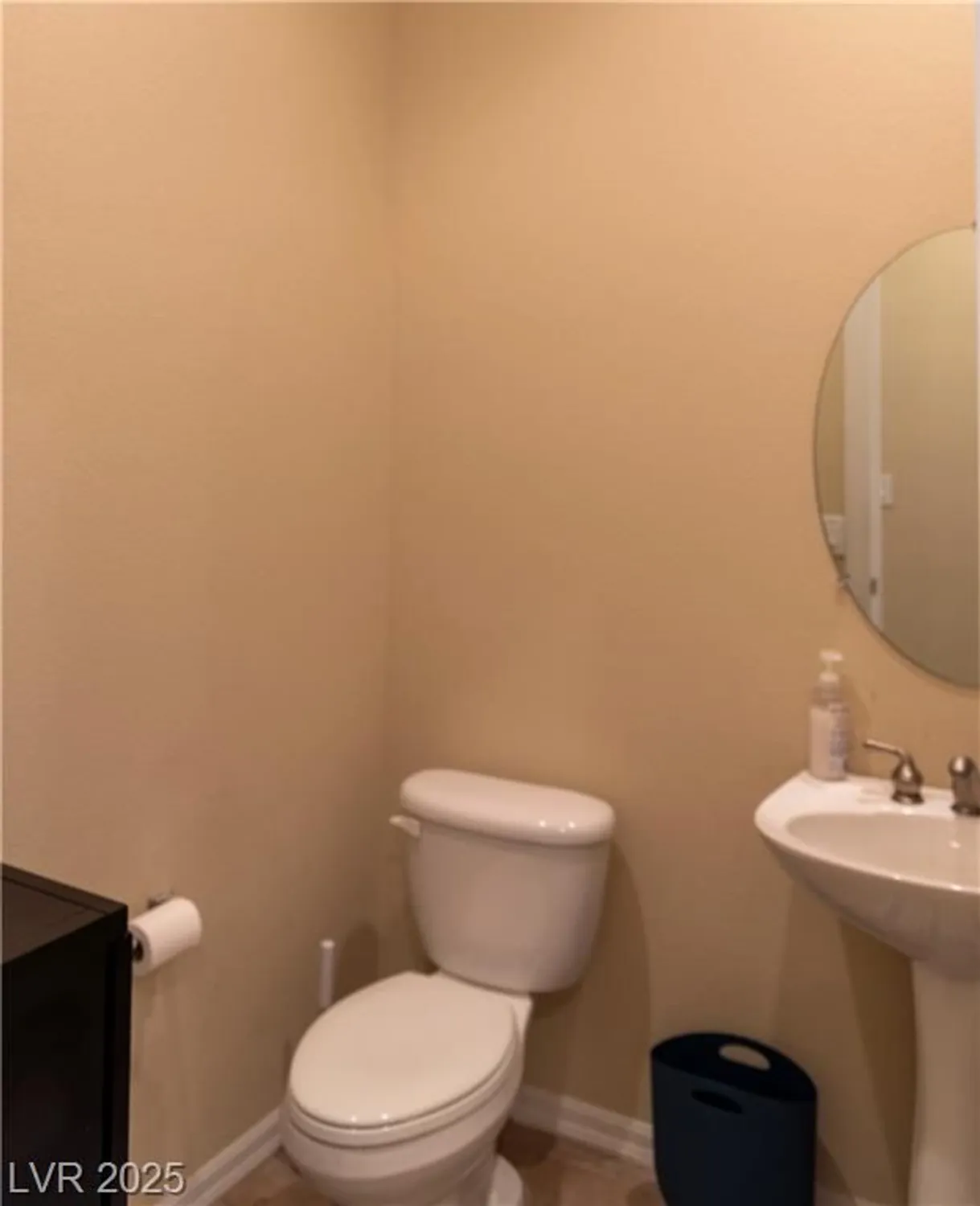 Property Slideshow image 9 of 35 | 2304 janesville ln, Henderson, NV, 89044