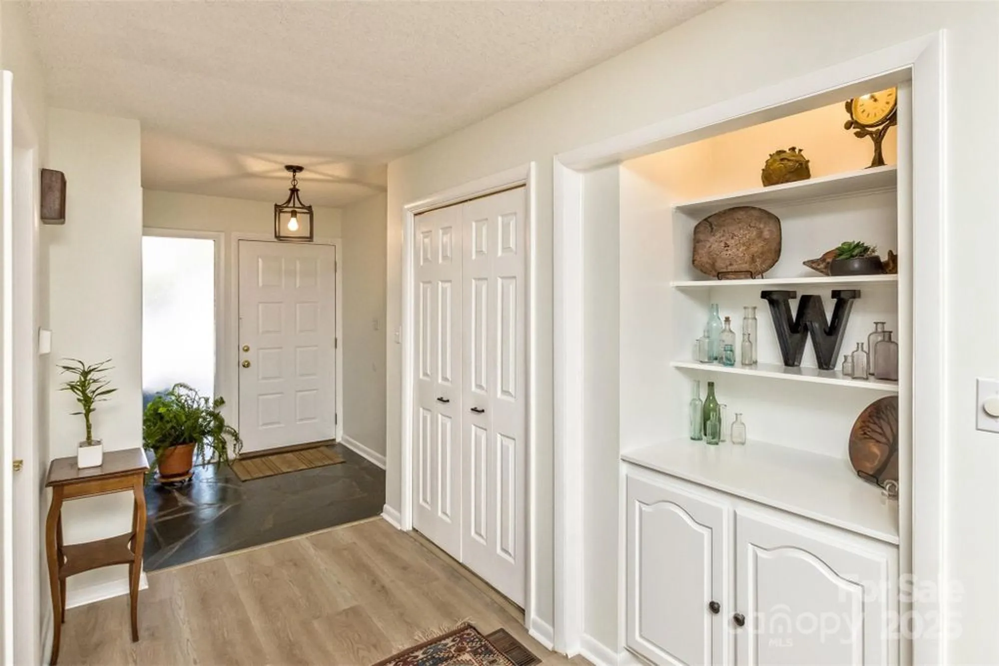 Property Slideshow image 10 of 42 | 503 crowfields ln, Asheville, NC, 28803