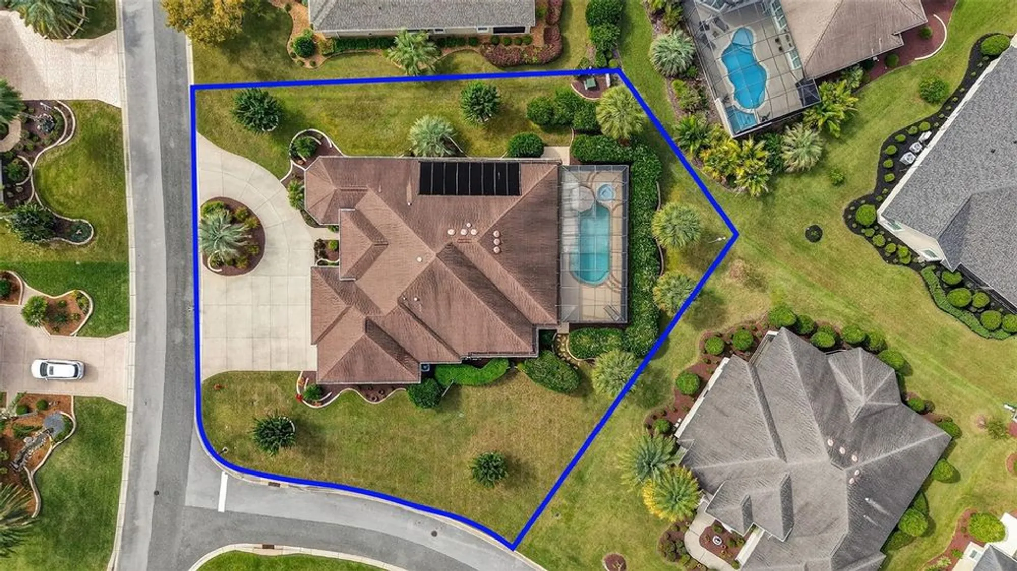 Property Slideshow image 2 of 70 | 1850 lake ridge dr, The Villages, FL, 32162