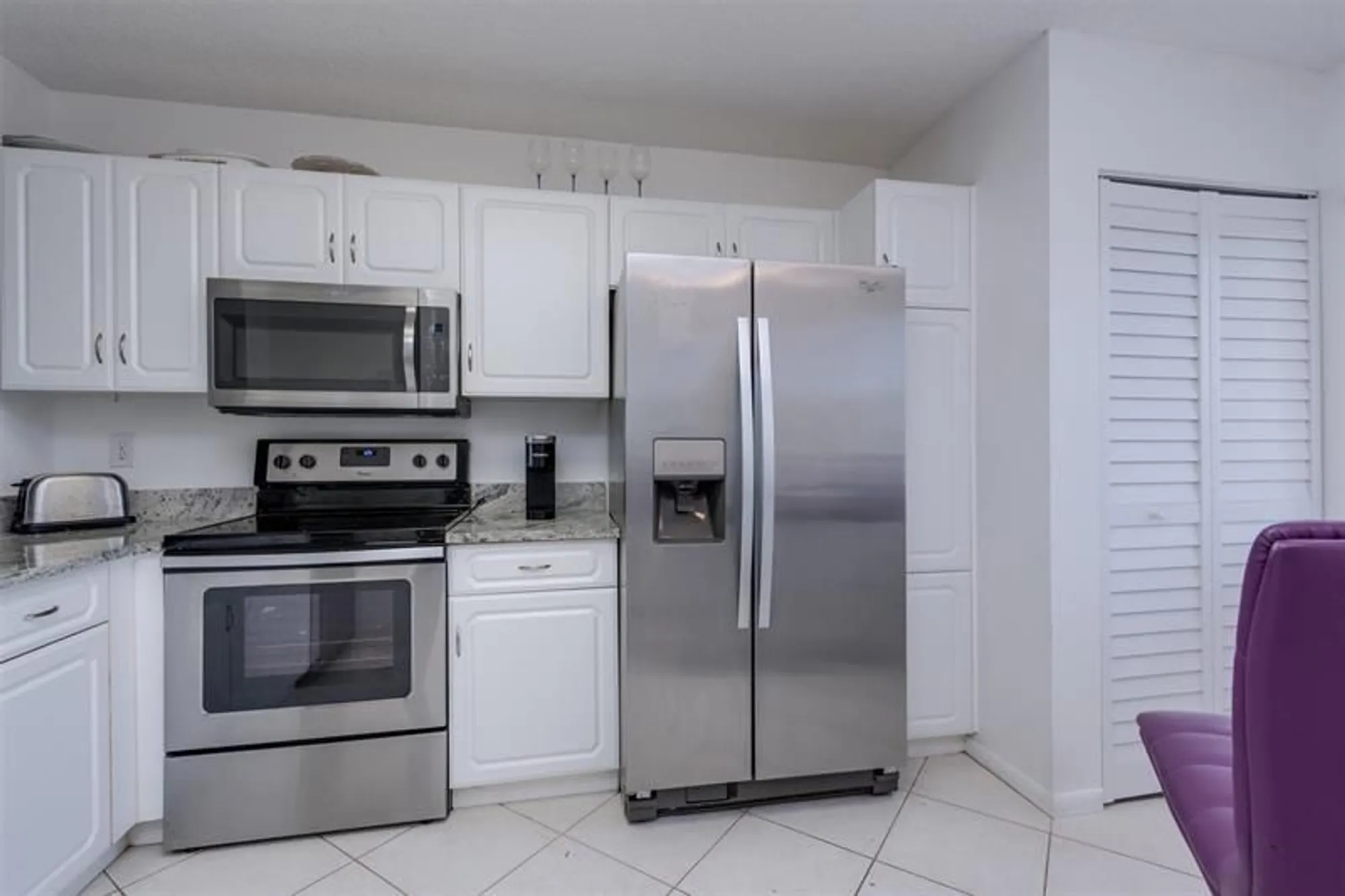 Property Slideshow image 13 of 39 | 9537 weldon cir apt 404, Fort Lauderdale, FL, 33321