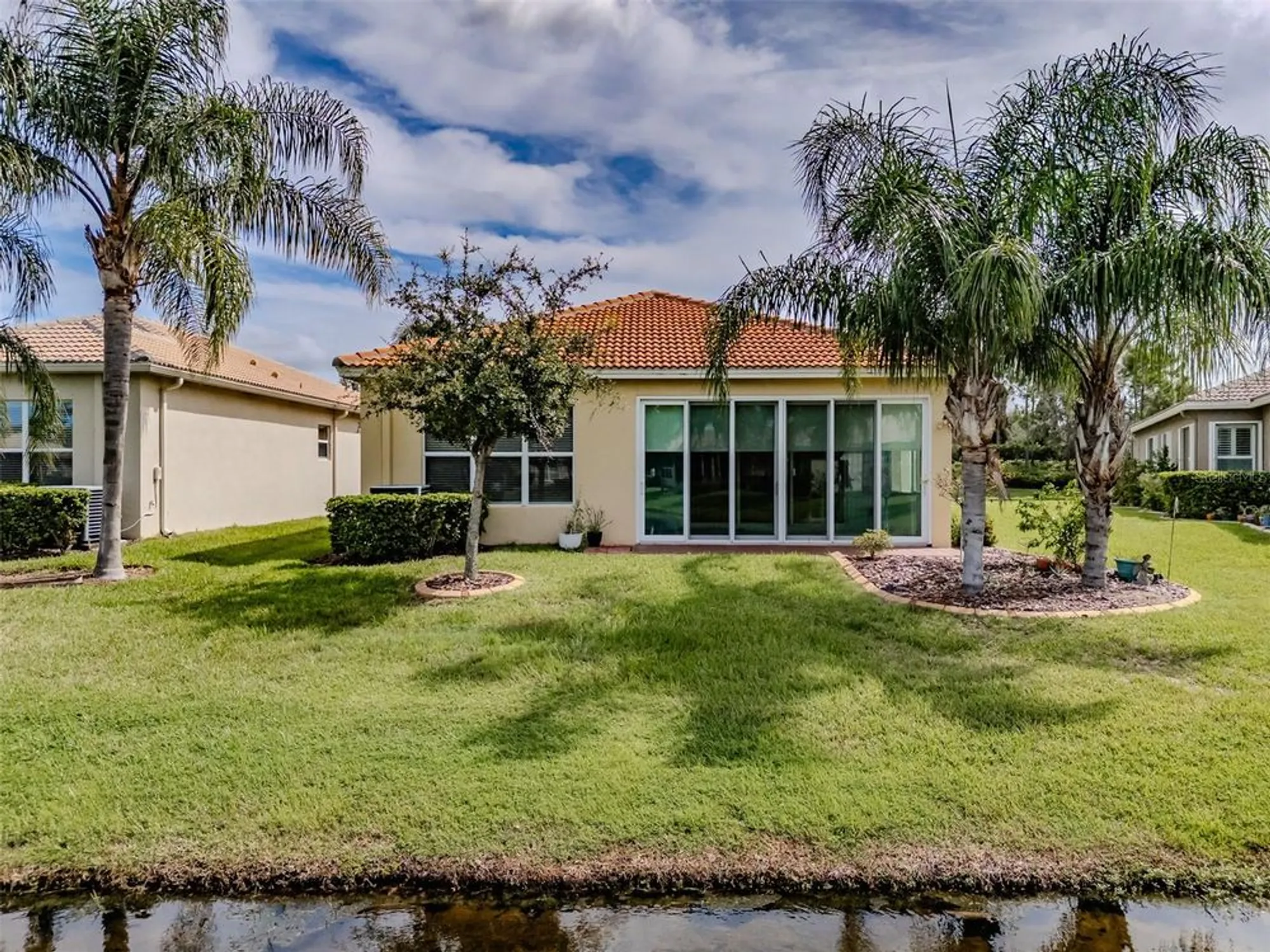Property Slideshow image 30 of 100 | 4817 sandy glen way, Wimauma, FL, 33598