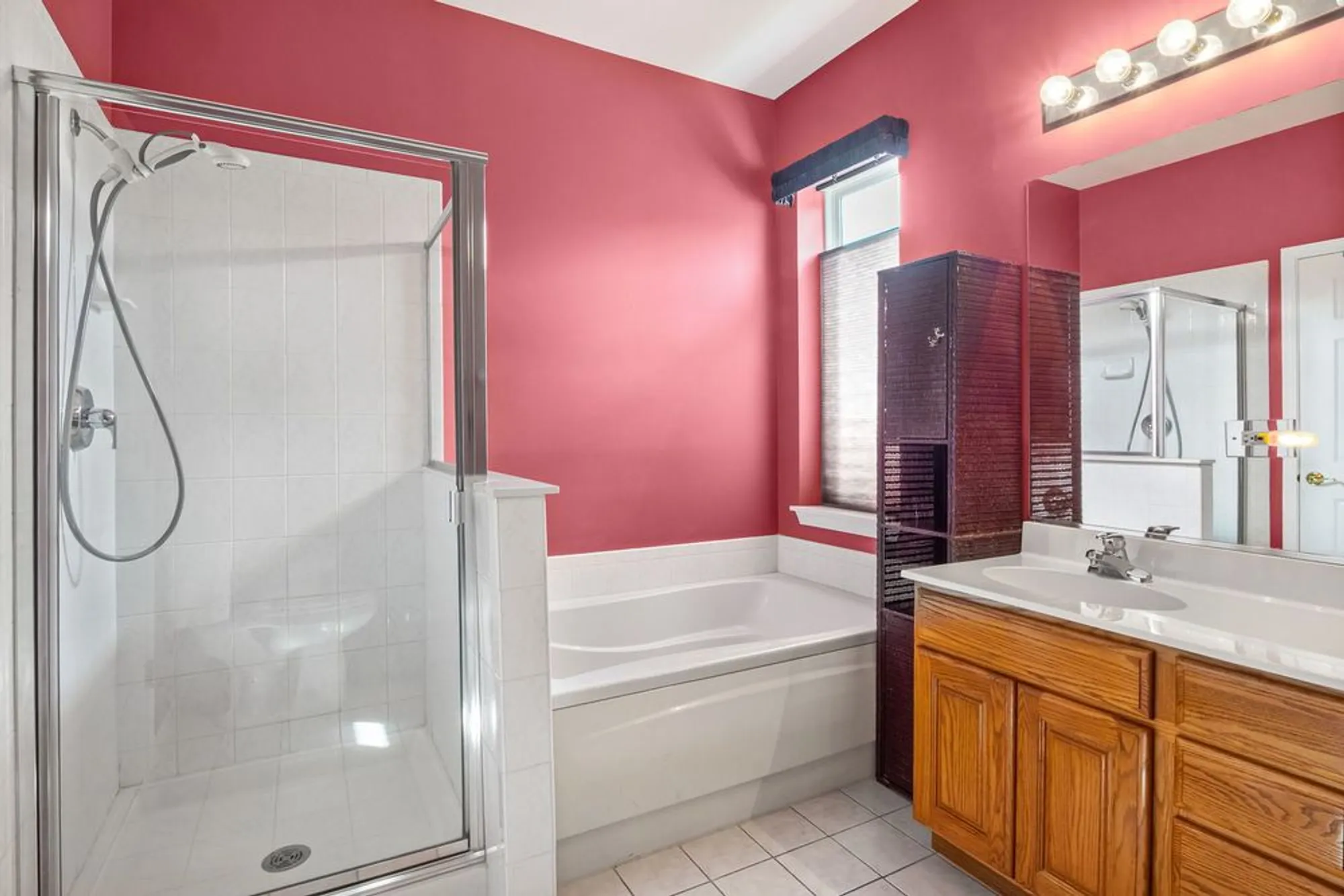 Property Slideshow image 16 of 25 | 21331 w juniper ln, Plainfield, IL, 60544