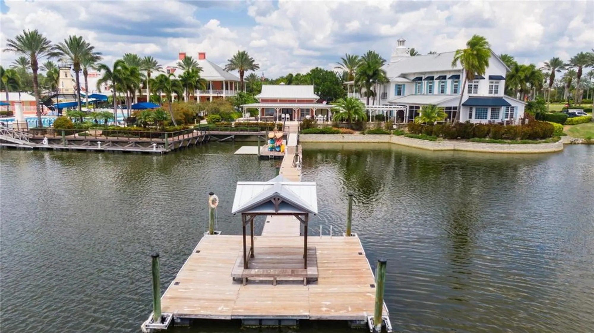 Property Slideshow image 91 of 97 | 413 manns harbor dr, Apollo Beach, FL, 33572