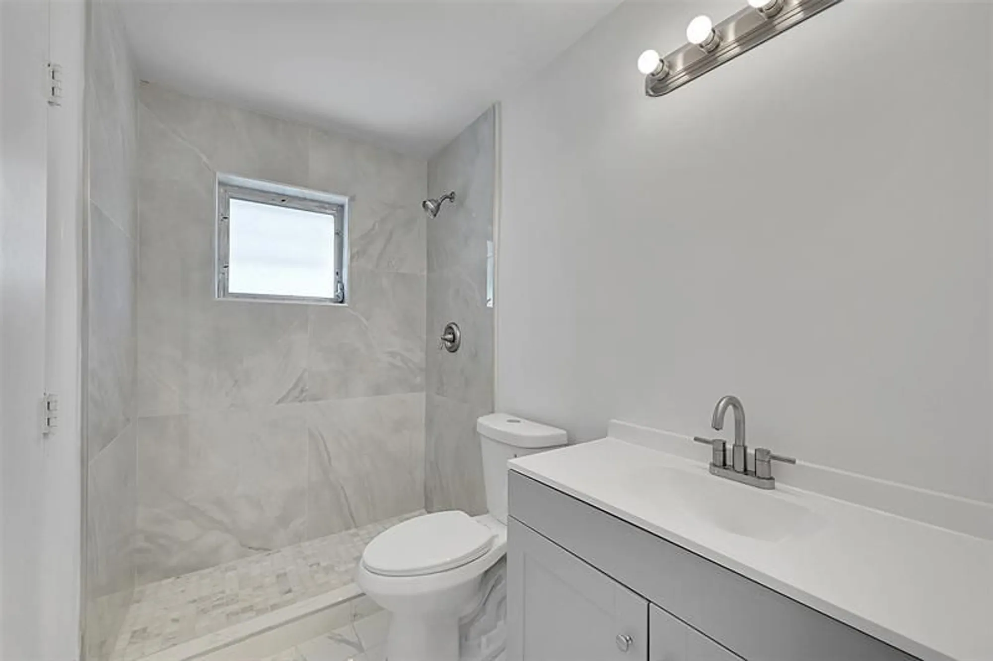 Property Slideshow image 21 of 25 | 2851 w golf blvd, Pompano Beach, FL, 33064