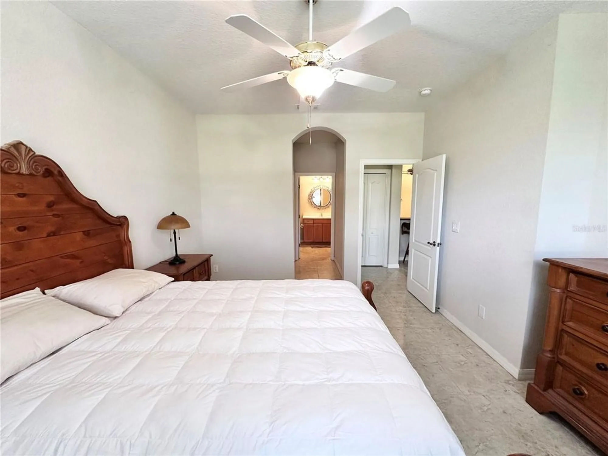 Property Slideshow image 16 of 25 | 2037 sifield greens way, Sun City Center, FL, 33573