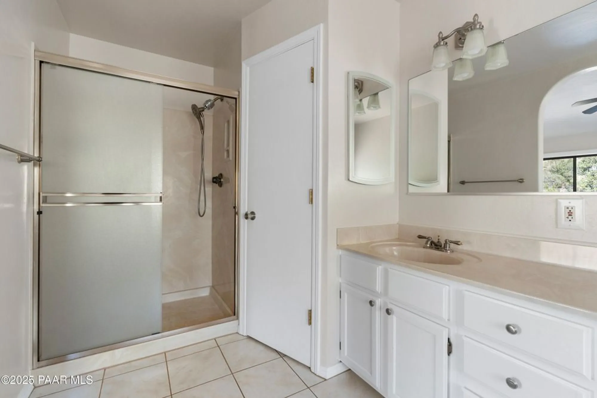 Property Slideshow image 19 of 28 | 688 star rock dr, Prescott, AZ, 86301