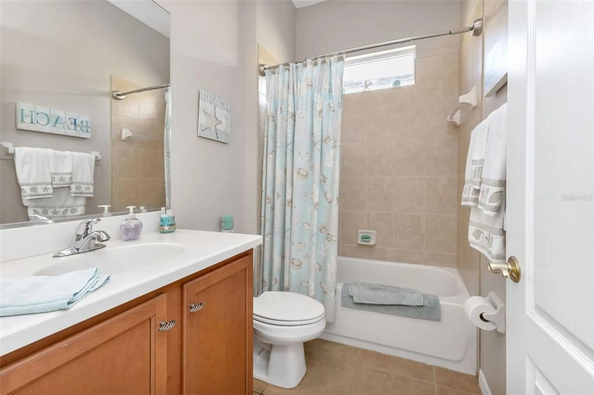 Property Slideshow image 19 of 41 | 1809 knights bridge trl, Port Charlotte, FL, 33980