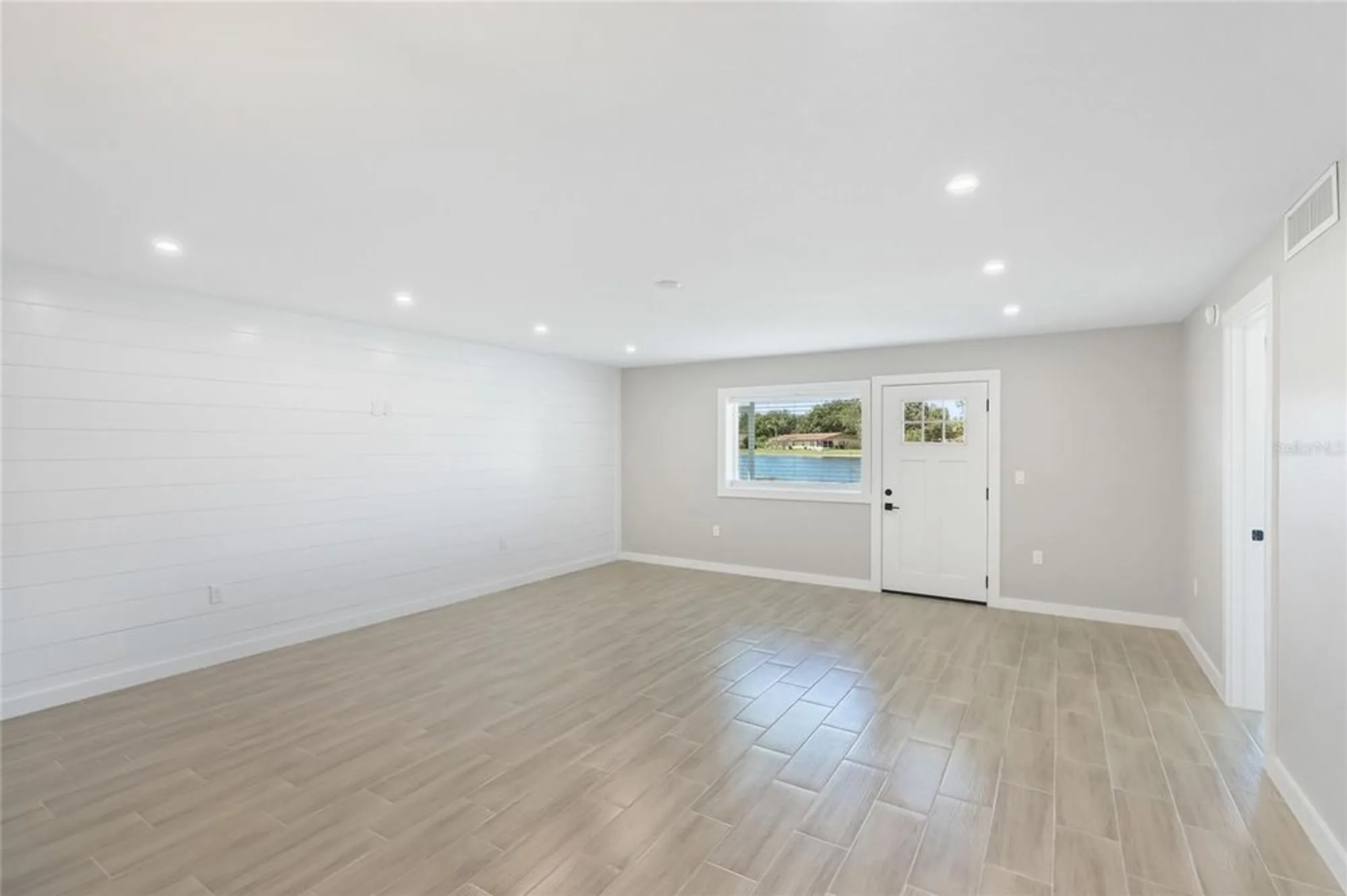 Property Slideshow image 9 of 26 | 4444 narraganset trl 96, Sarasota, FL, 34233