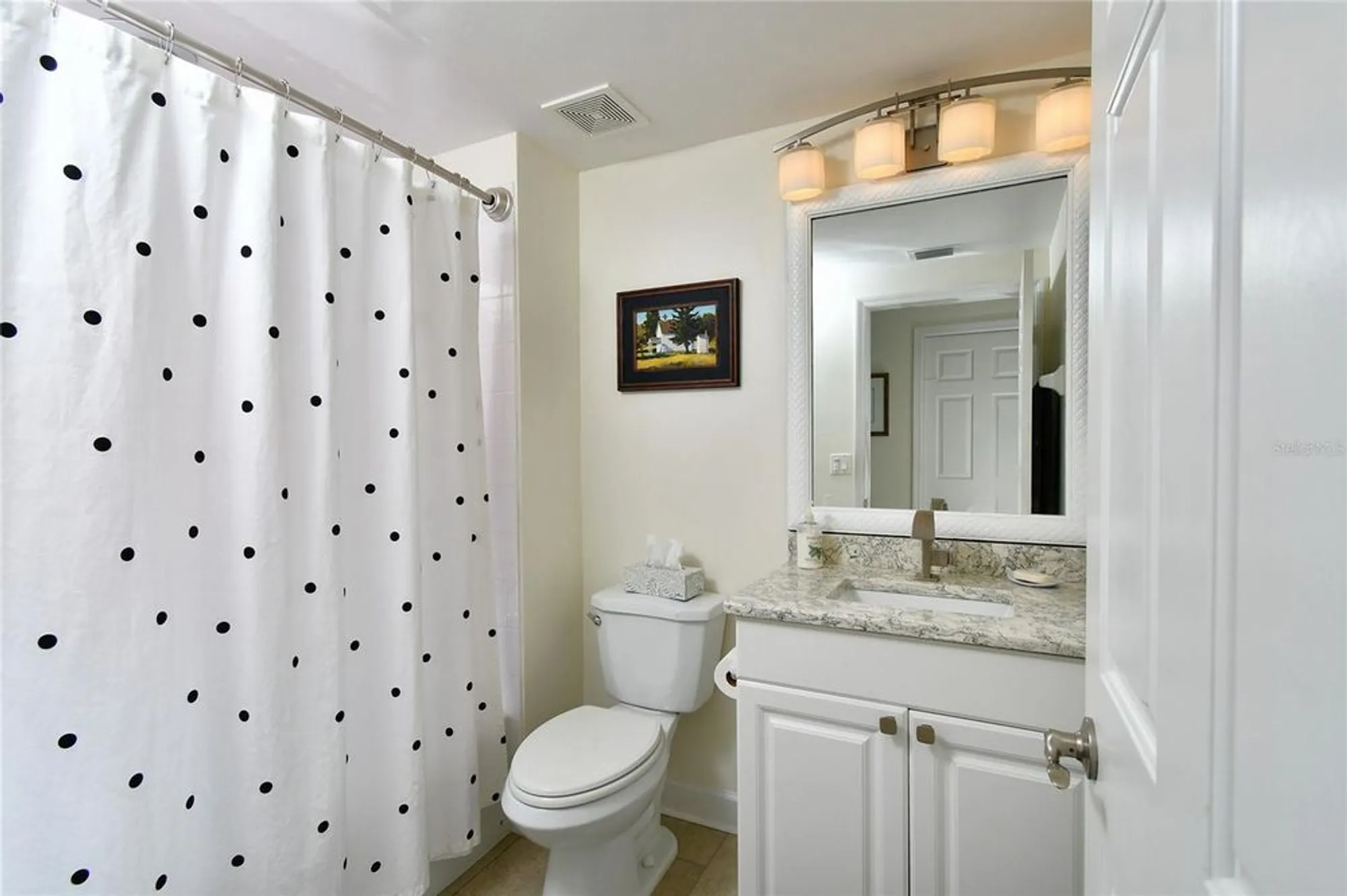 Property Slideshow image 17 of 31 | 3336 sunset key cir b, Punta Gorda, FL, 33955