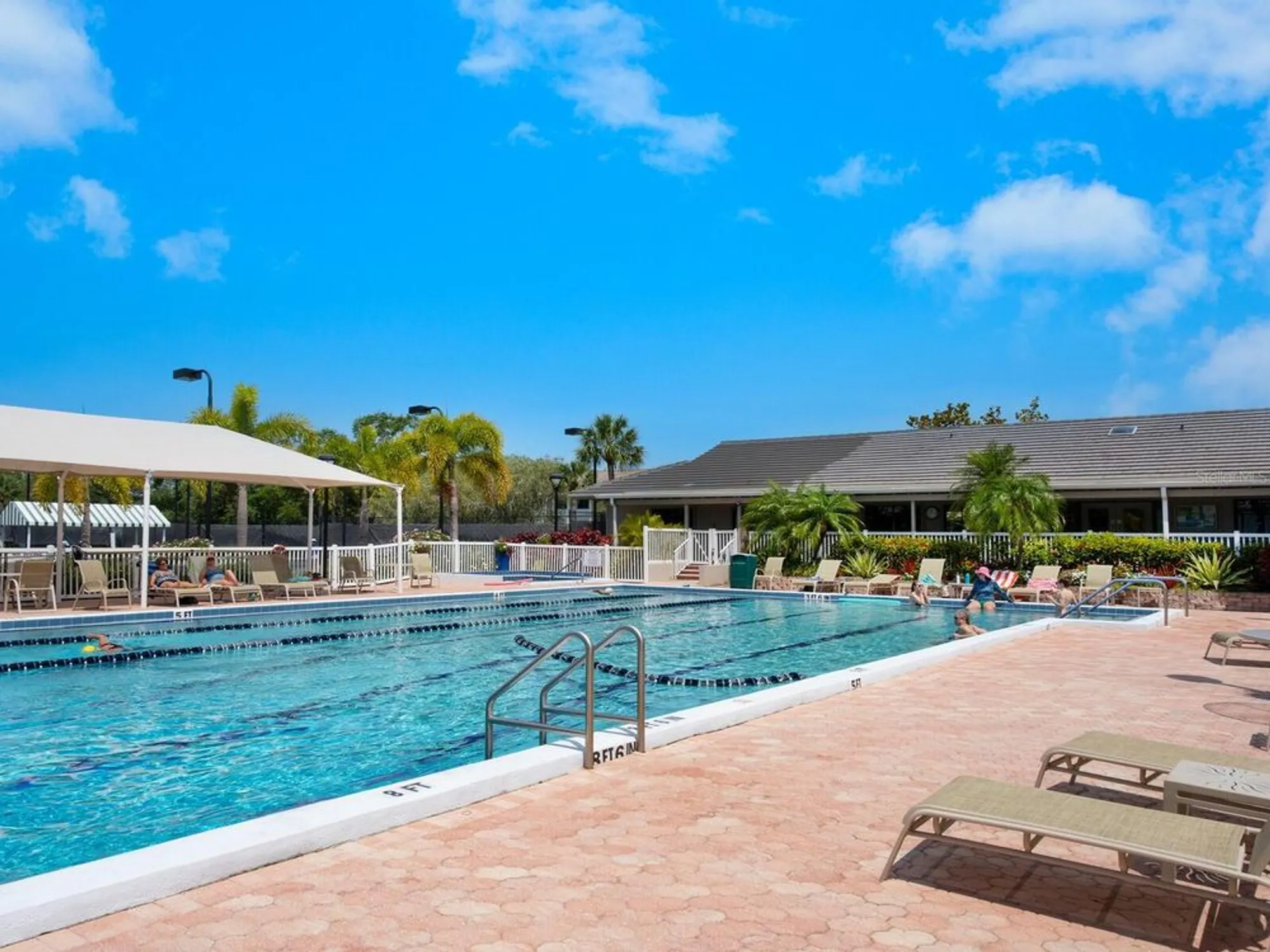 Property Slideshow image 31 of 38 | 5440 eagles point cir 405, Sarasota, FL, 34231