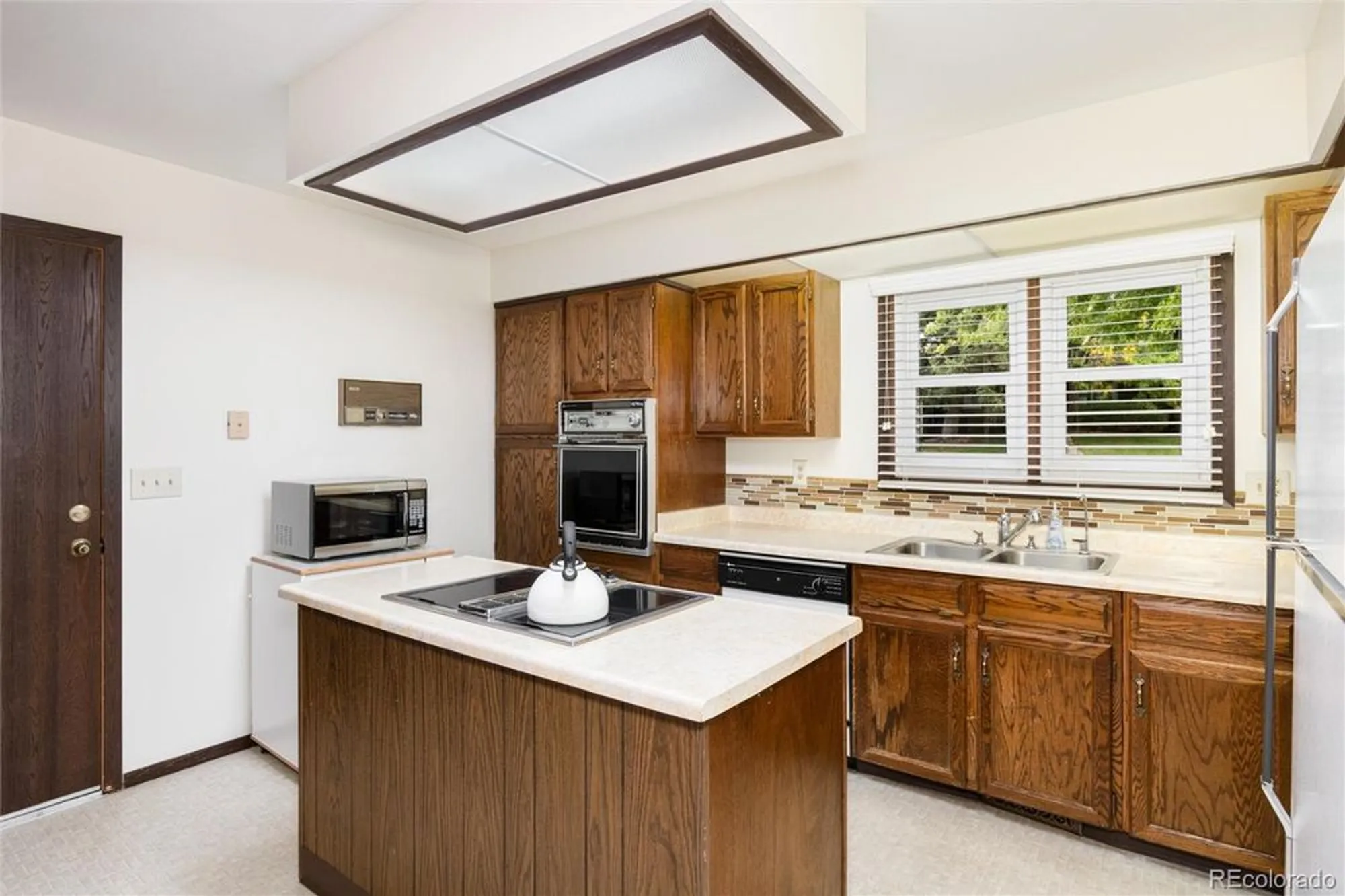 Property Slideshow image 16 of 49 | 49 carla way, Broomfield, CO, 80020