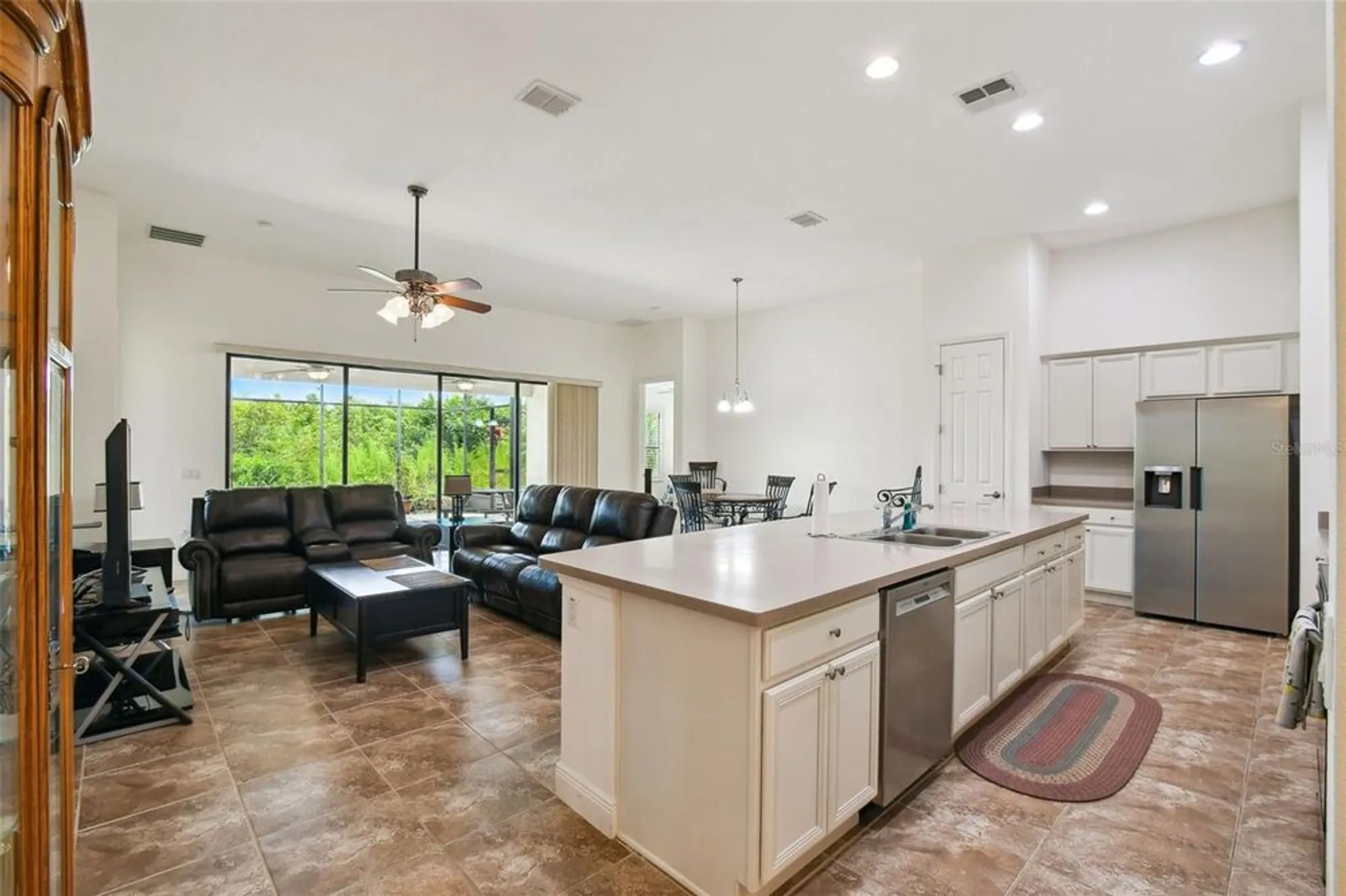 Property Slideshow image 11 of 52 | 531 villa park rd, Kissimmee, FL, 34759