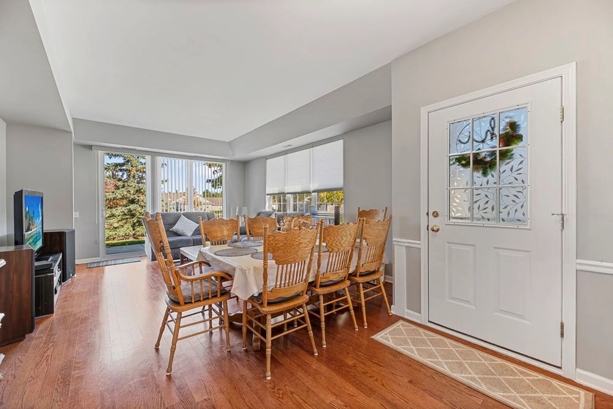 Property Slideshow image 2 of 33 | 12963 penefield ln, Huntley, IL, 60142