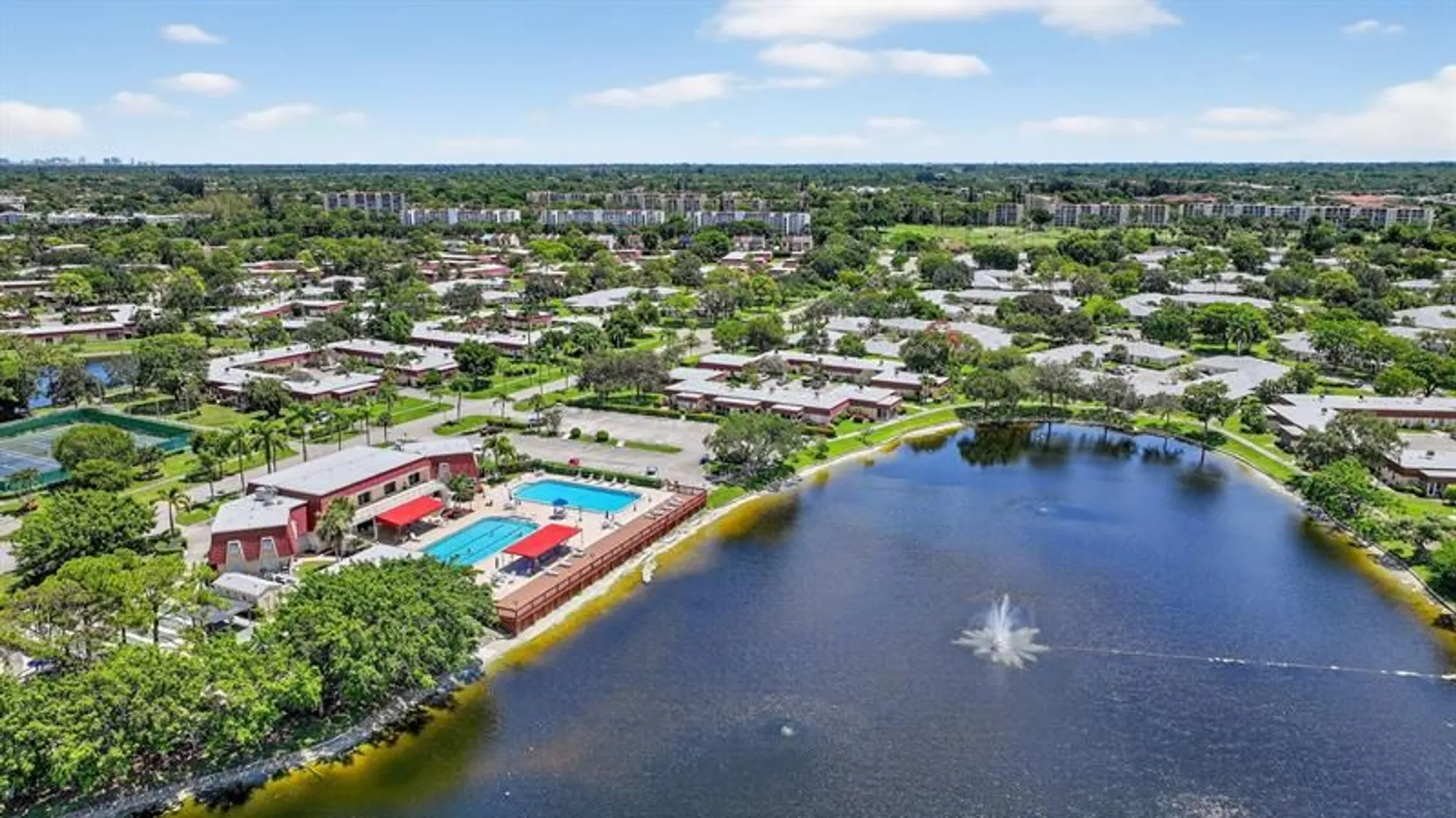 Property Slideshow image 38 of 52 | 448 franconia cir b, Lake Worth, FL, 33467