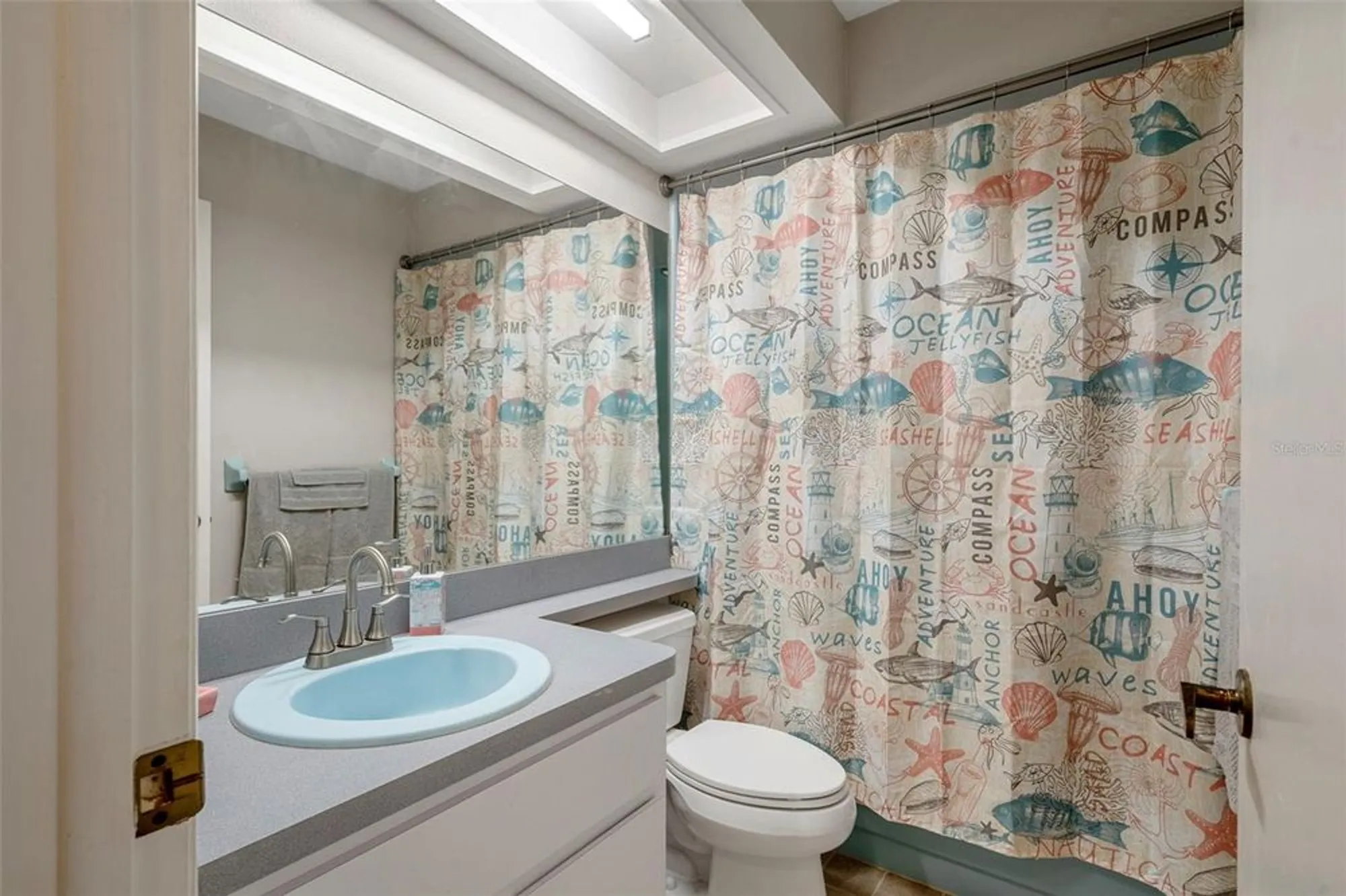 Property Slideshow image 31 of 65 | 6732 oak cluster cir, Spring Hill, FL, 34606