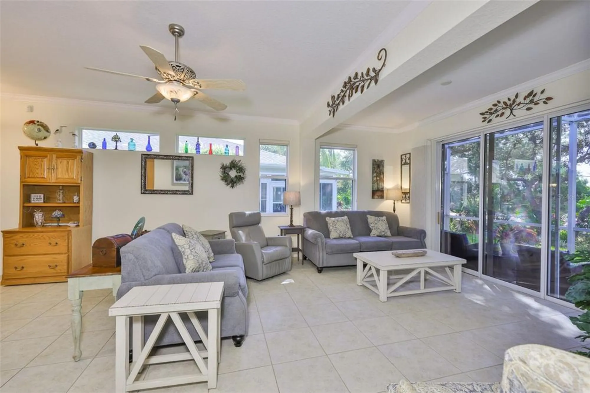 Property Slideshow image 31 of 63 | 2044 sifield greens way, Sun City Center, FL, 33573