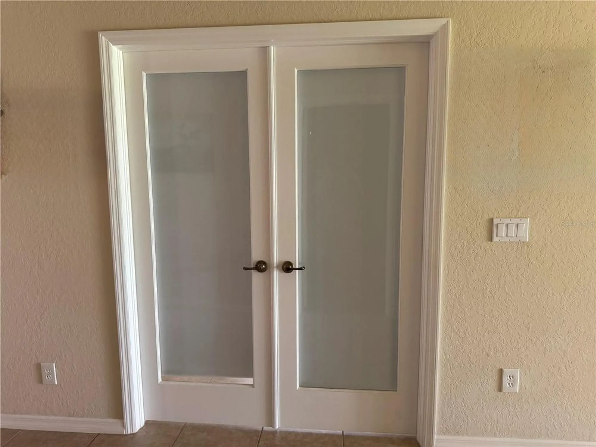 Property Slideshow image 14 of 40 | 4938 sandy brook cir, Wimauma, FL, 33598