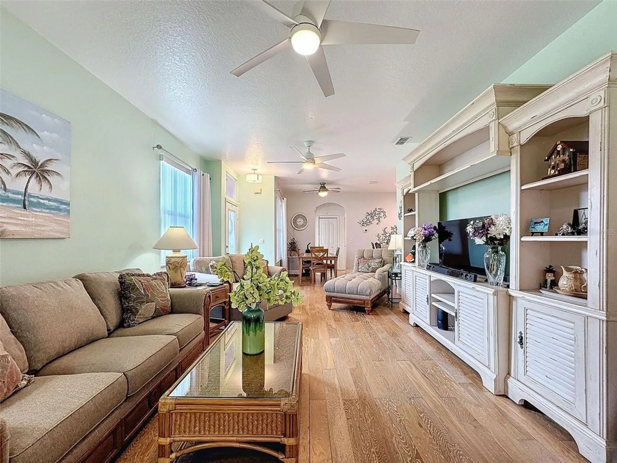 Property Slideshow image 15 of 57 | 11723 foxworth ln, New Port Richey, FL, 34654