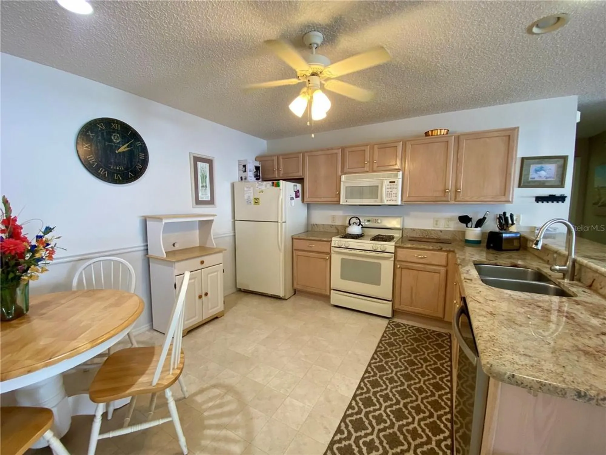 Property Slideshow image 8 of 25 | 3536 roanoke st, The Villages, FL, 32162