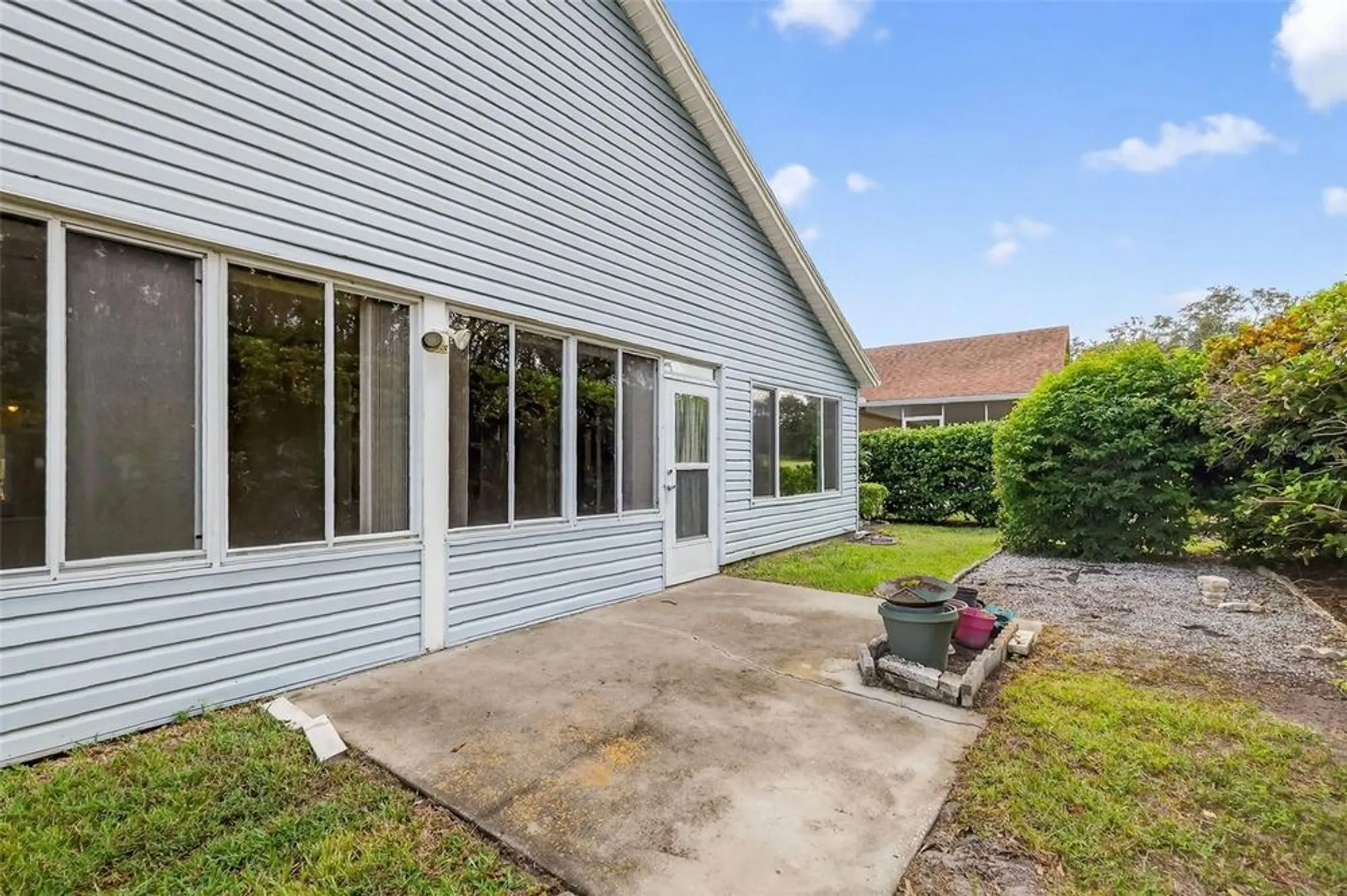 Property Slideshow image 32 of 35 | 318 del mar dr, The Villages, FL, 32159