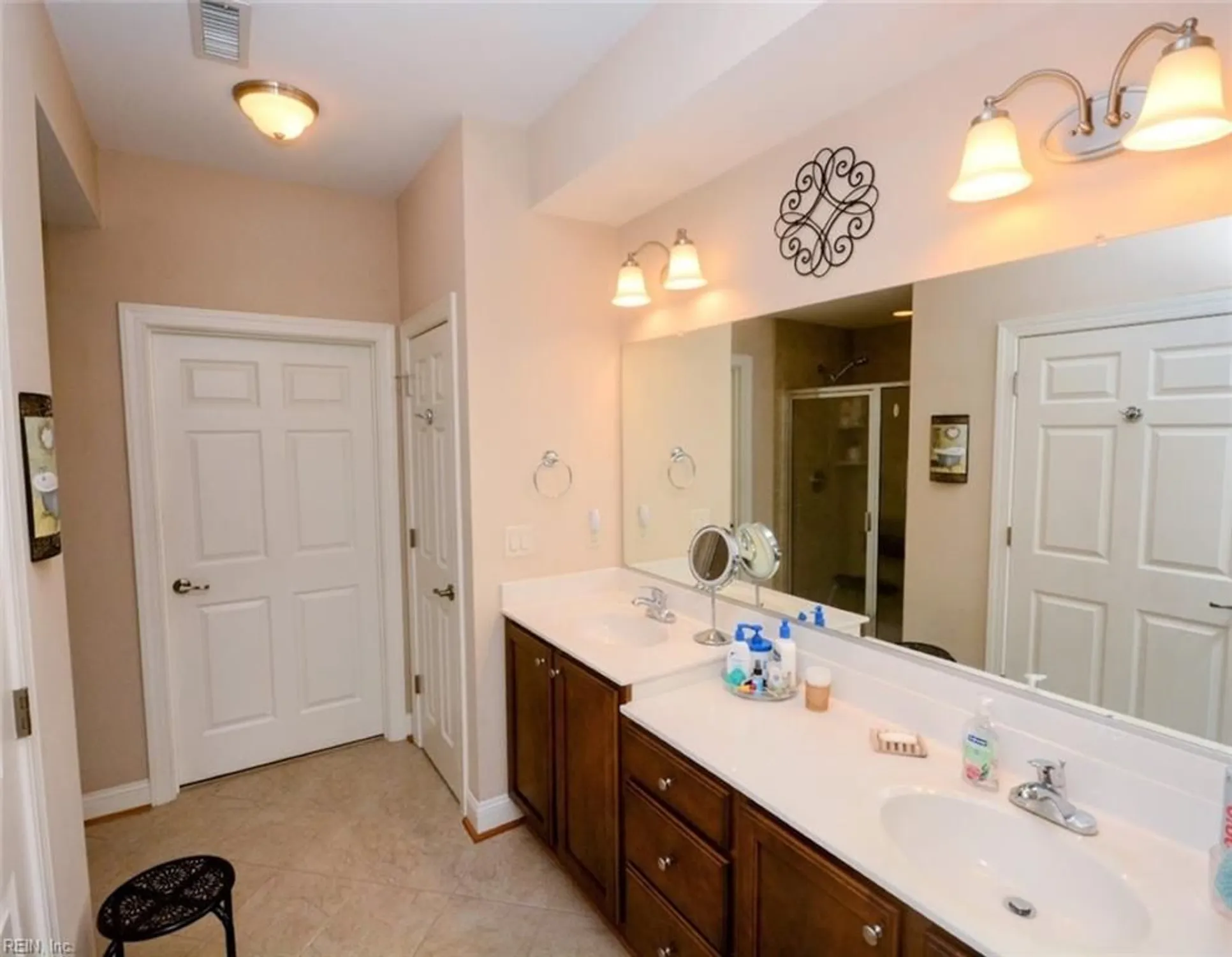 Property Slideshow image 27 of 41 | 1443 thistlewood ln, Chesapeake, VA, 23320