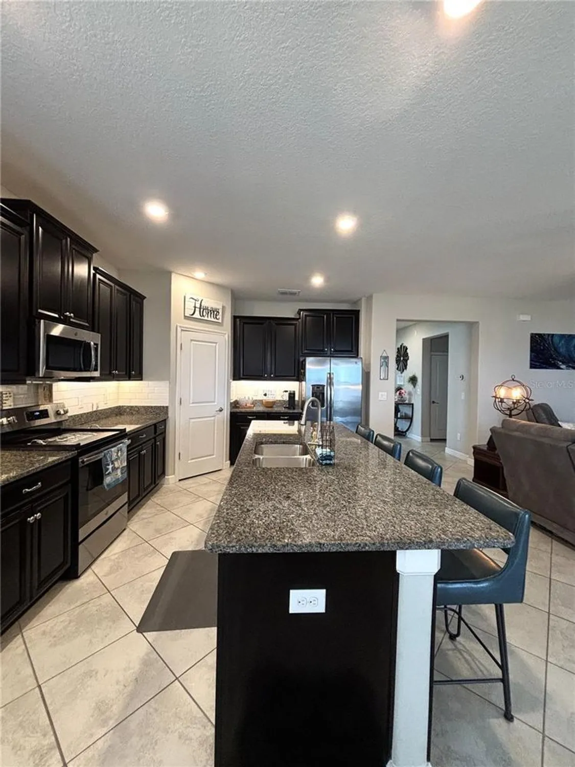 Property Slideshow image 17 of 49 | 16840 whisper elm st, Wimauma, FL, 33598