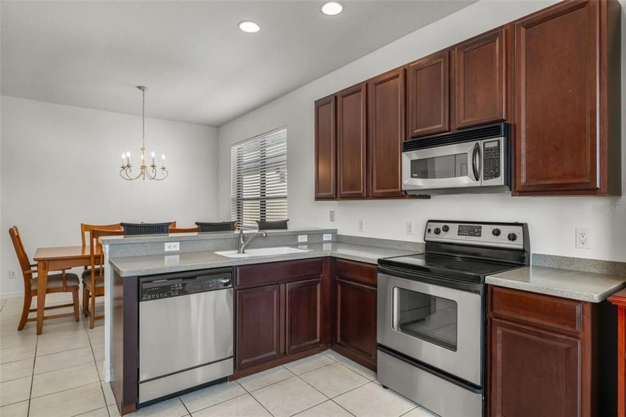 Property Slideshow image 11 of 54 | 5808 hidden falls ln, Apollo Beach, FL, 33572