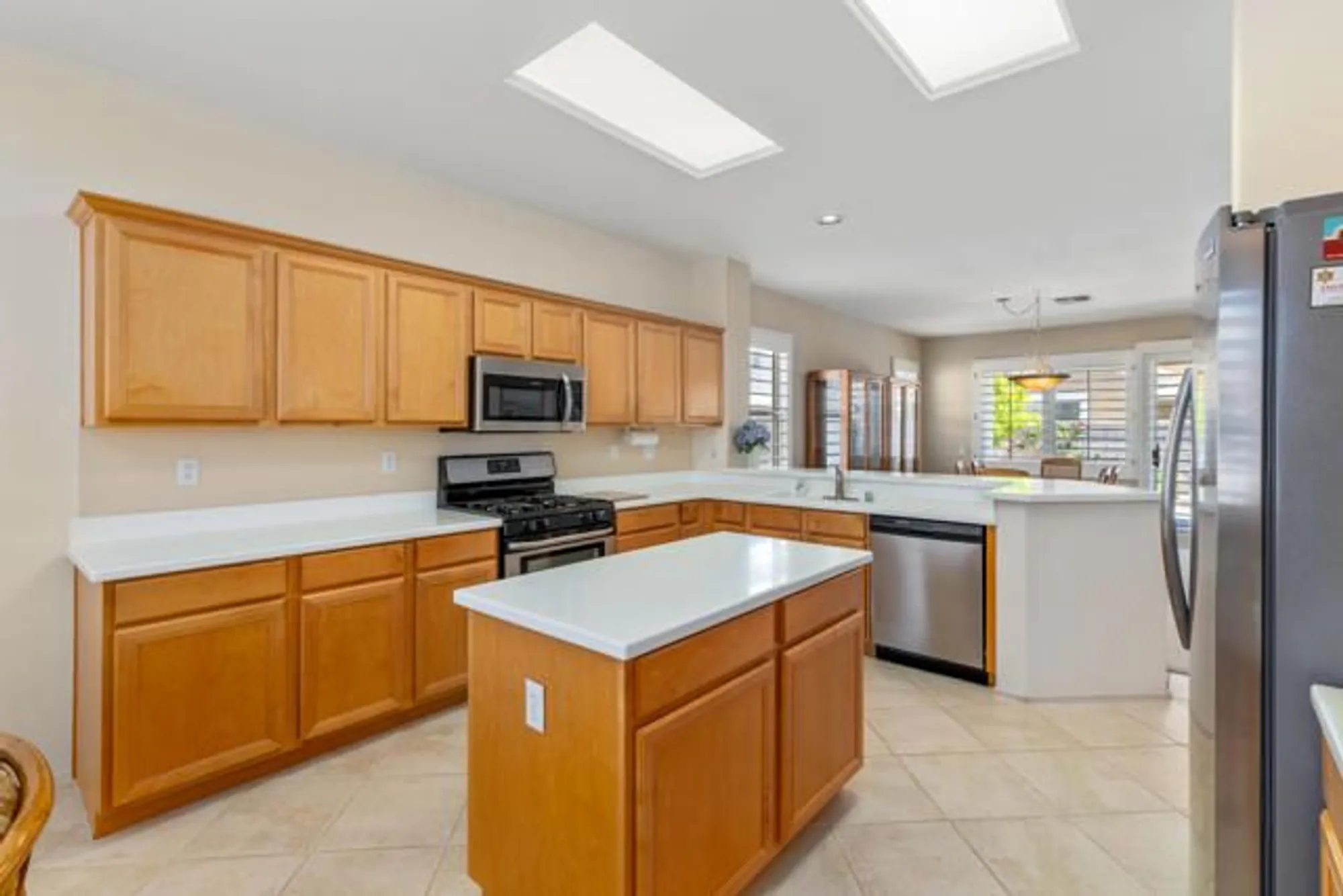 Property Slideshow image 22 of 71 | 78664 platinum dr, Palm Desert, CA, 92211