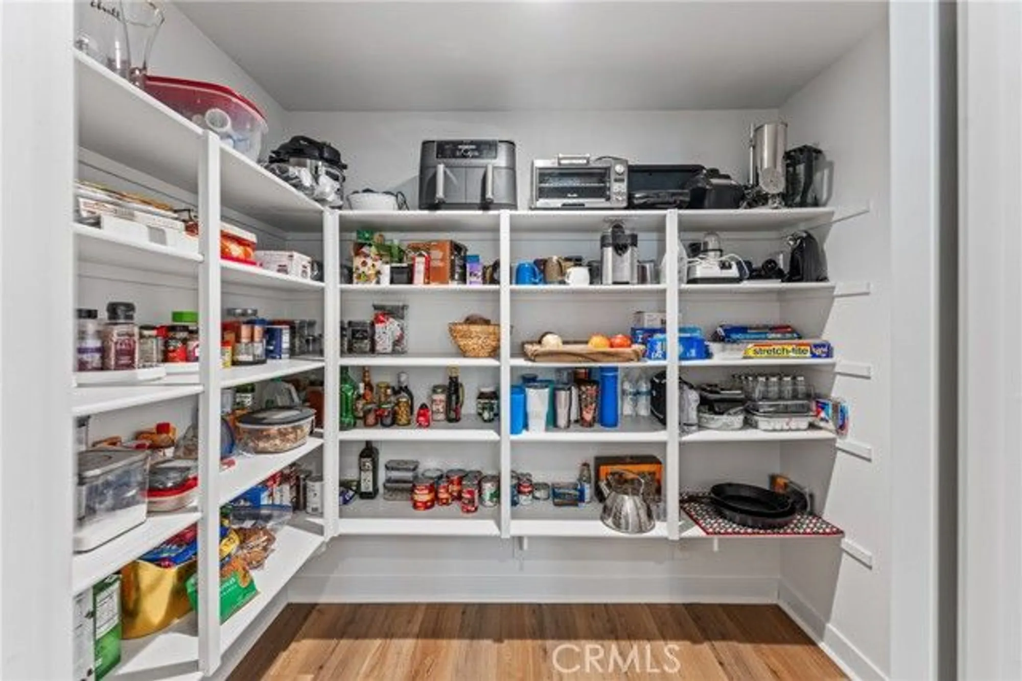 Property Slideshow image 16 of 45 | 1630 easton ln, Beaumont, CA, 92223