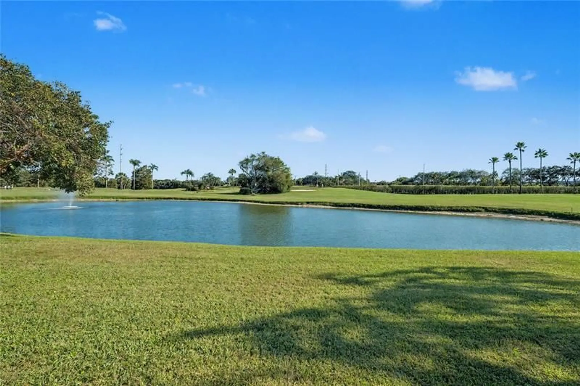Property Slideshow image 17 of 56 | 9320 s hollybrook lake dr 103, Pembroke Pines, FL, 33025