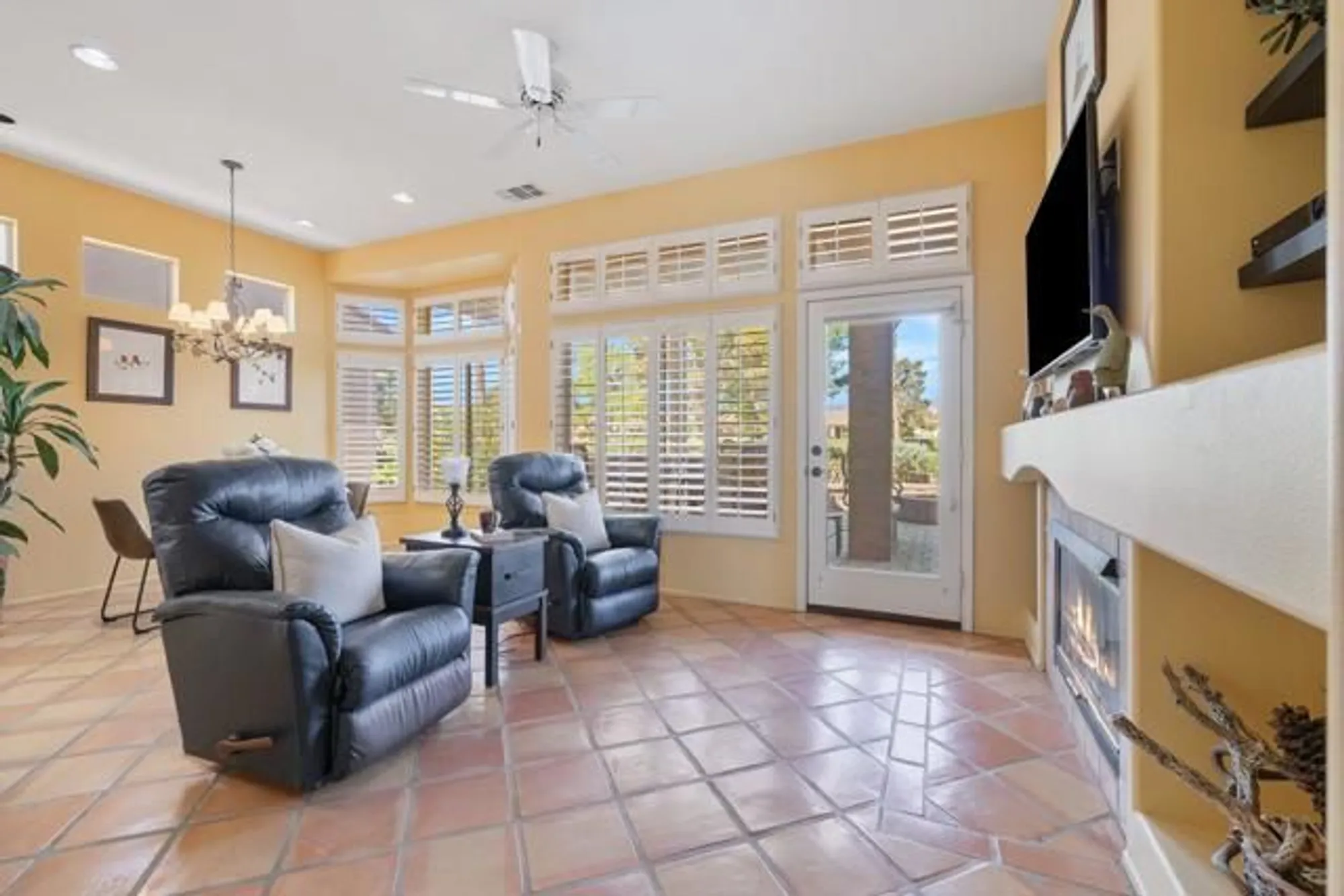 Property Slideshow image 17 of 51 | 37383 westridge ave, Palm Desert, CA, 92211