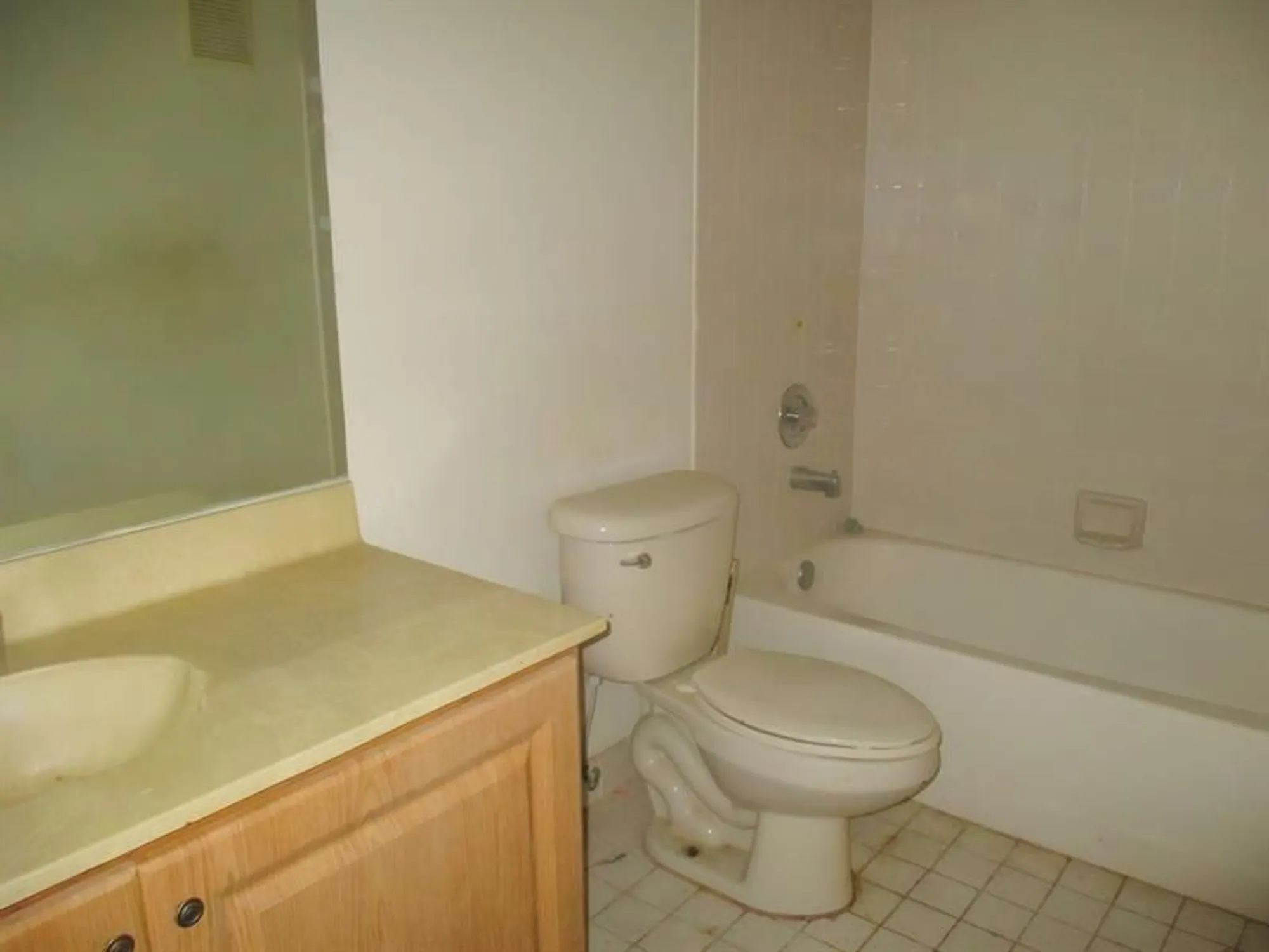 Property Slideshow image 11 of 18 | 10909 w clairmont cir 103, Tamarac, FL, 33321