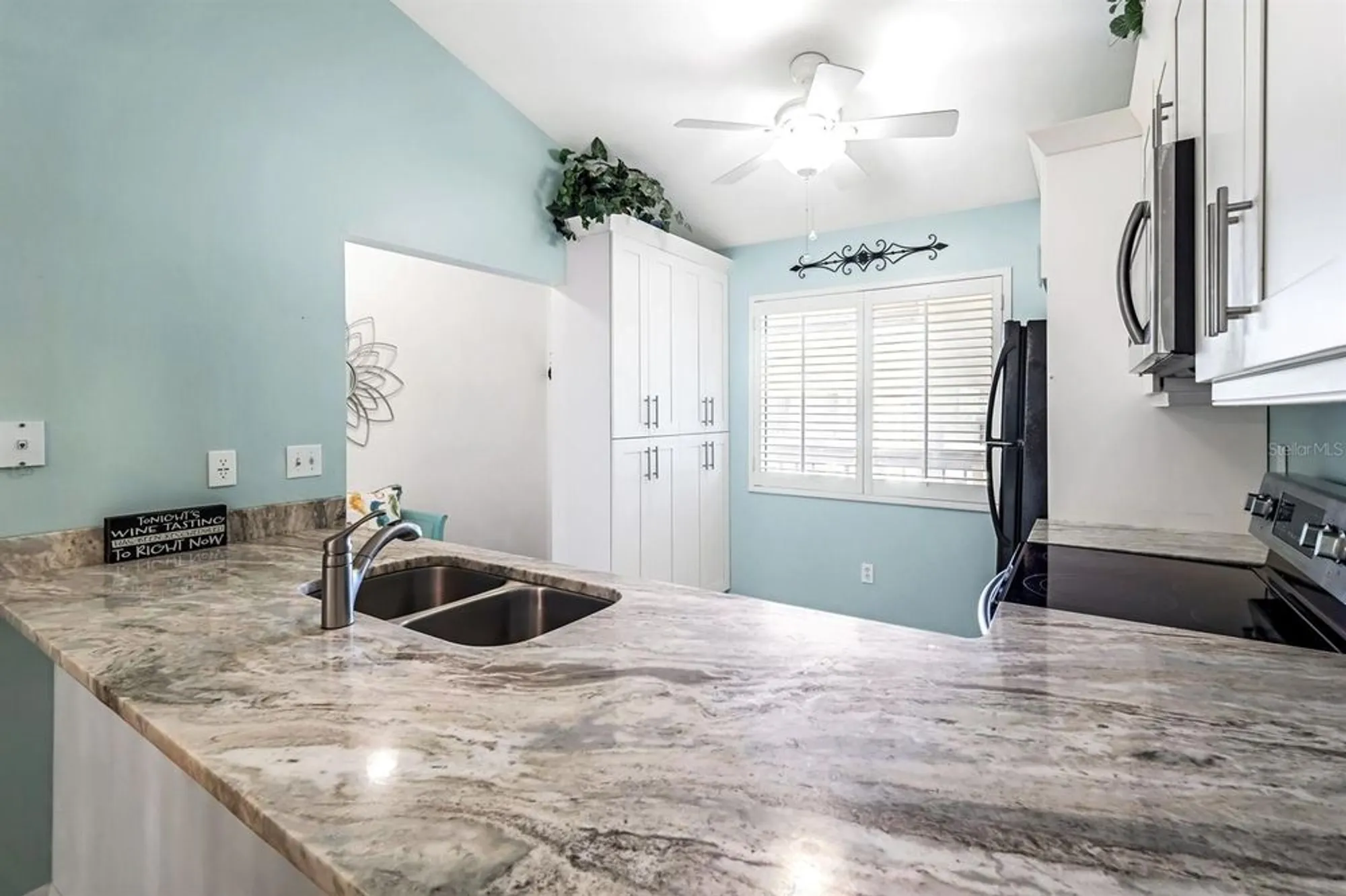 Property Slideshow image 2 of 25 | 13150 white marsh ln 204, Fort Myers, FL, 33912