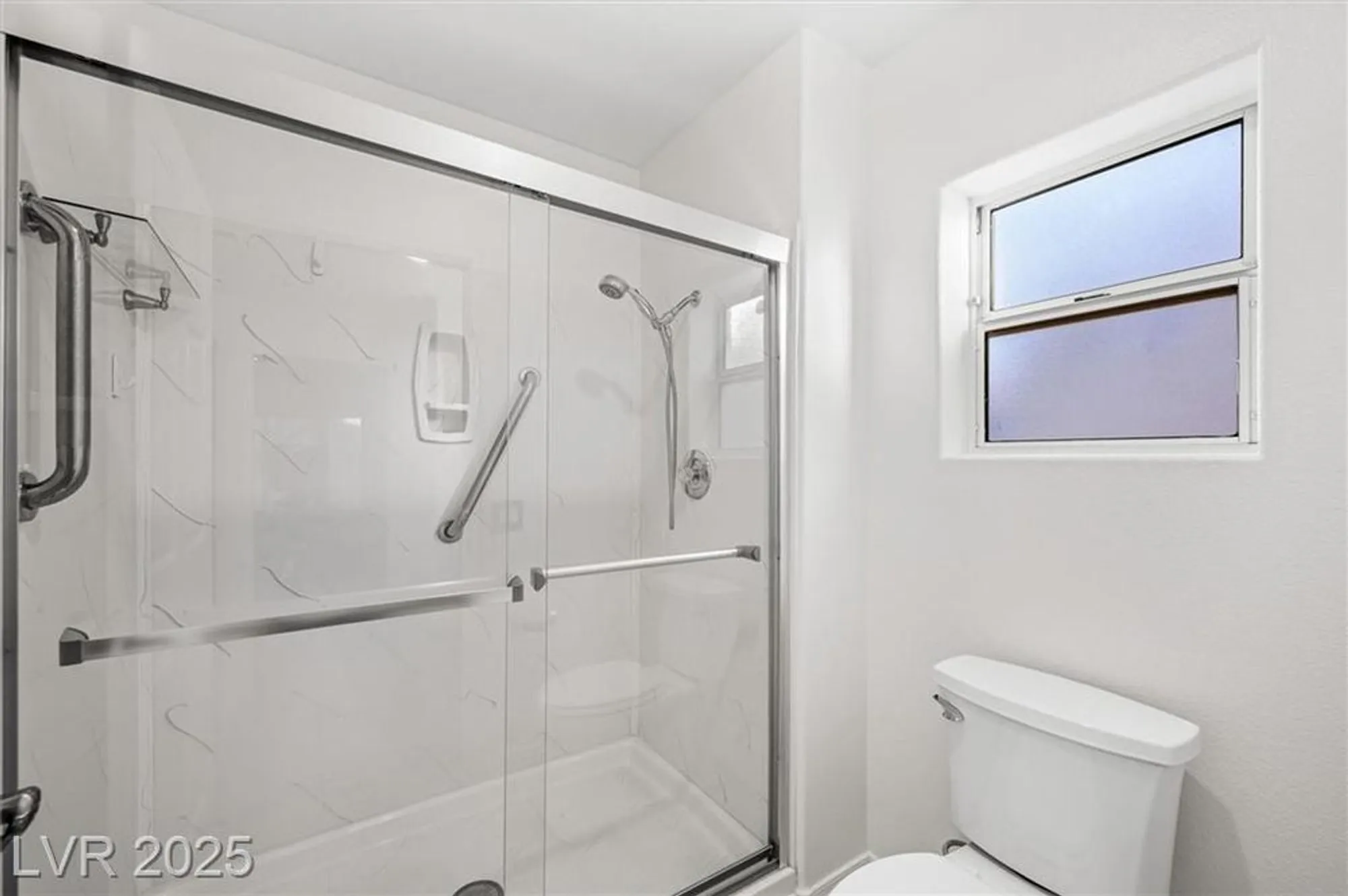 Property Slideshow image 28 of 52 | 2725 byron dr, Las Vegas, NV, 89134