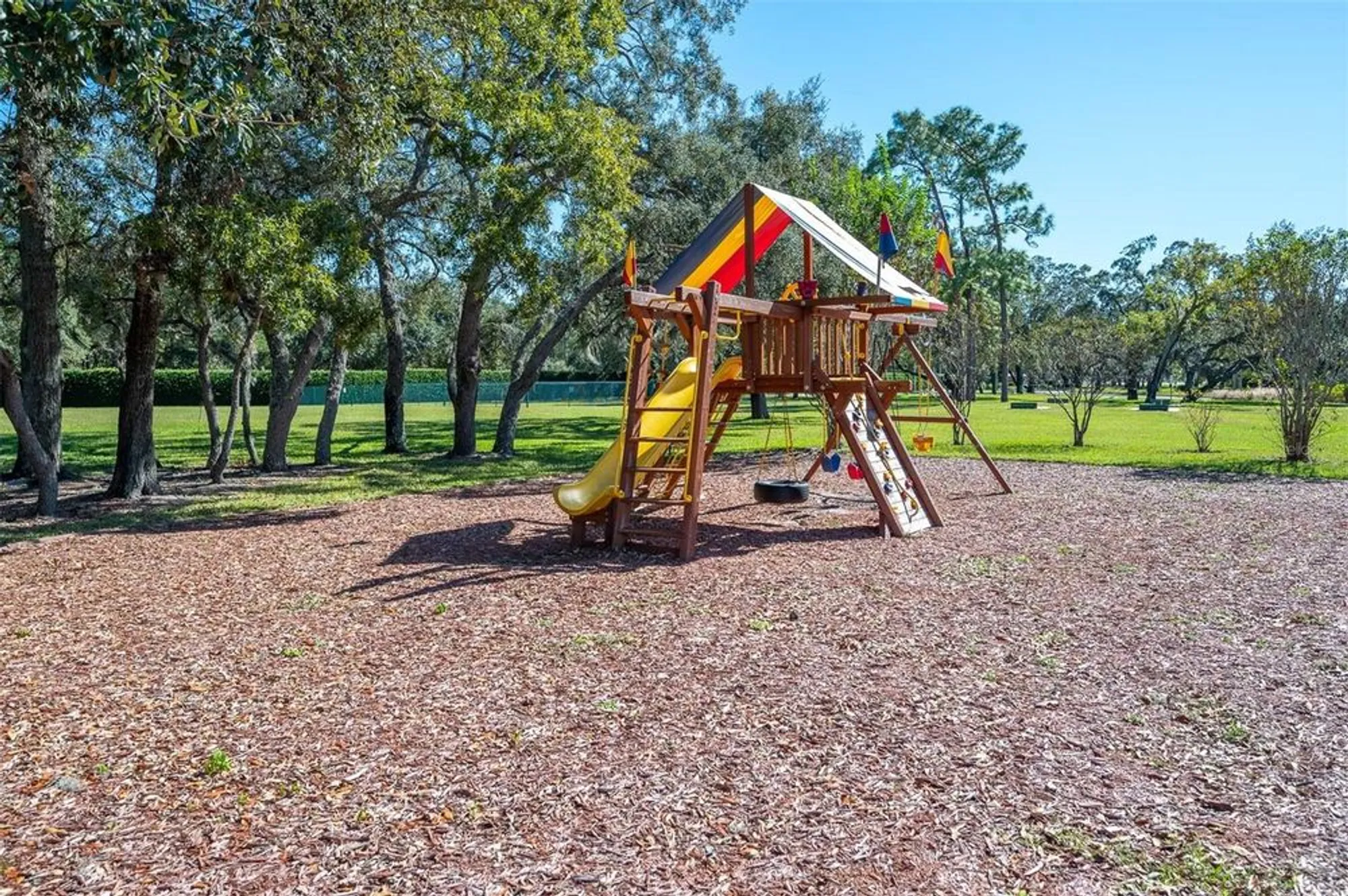 Property Slideshow image 25 of 28 | 9443 burnam dr, Weeki Wachee, FL, 34613