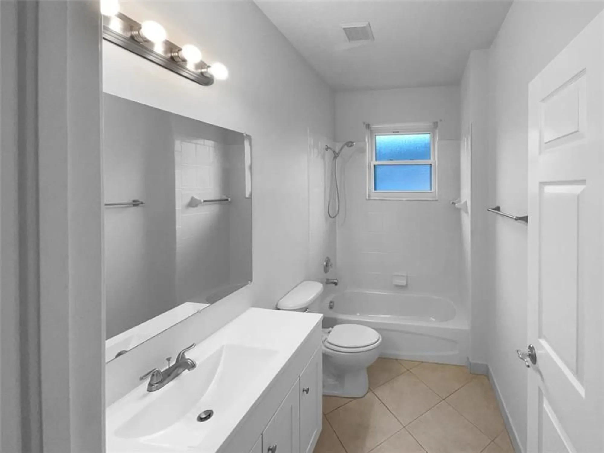 Property Slideshow image 16 of 26 | 390 nw sunview way, Port St Lucie, FL, 34986