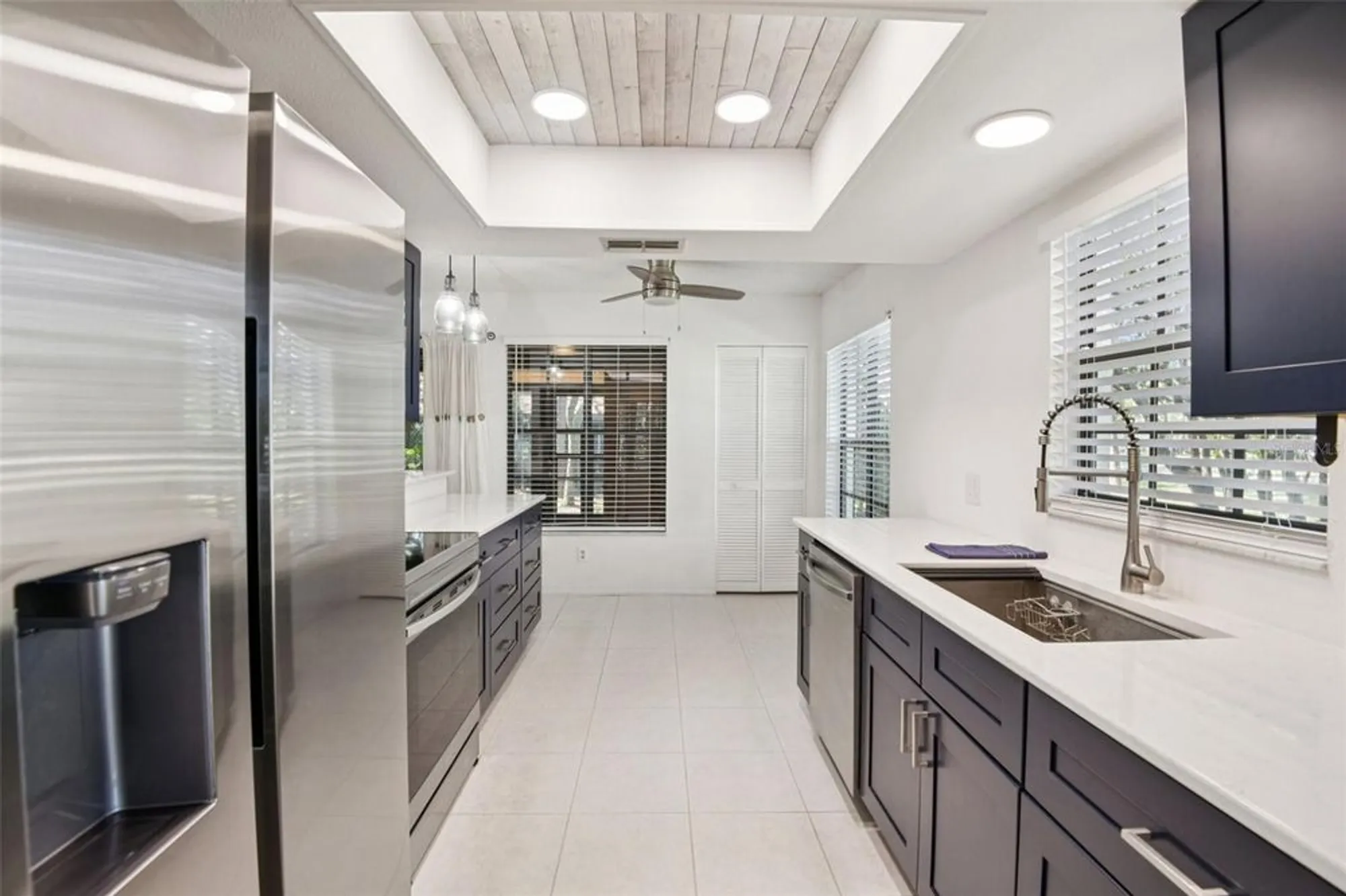 Property Slideshow image 10 of 31 | 2129 point o woods ct, Spring Hill, FL, 34606