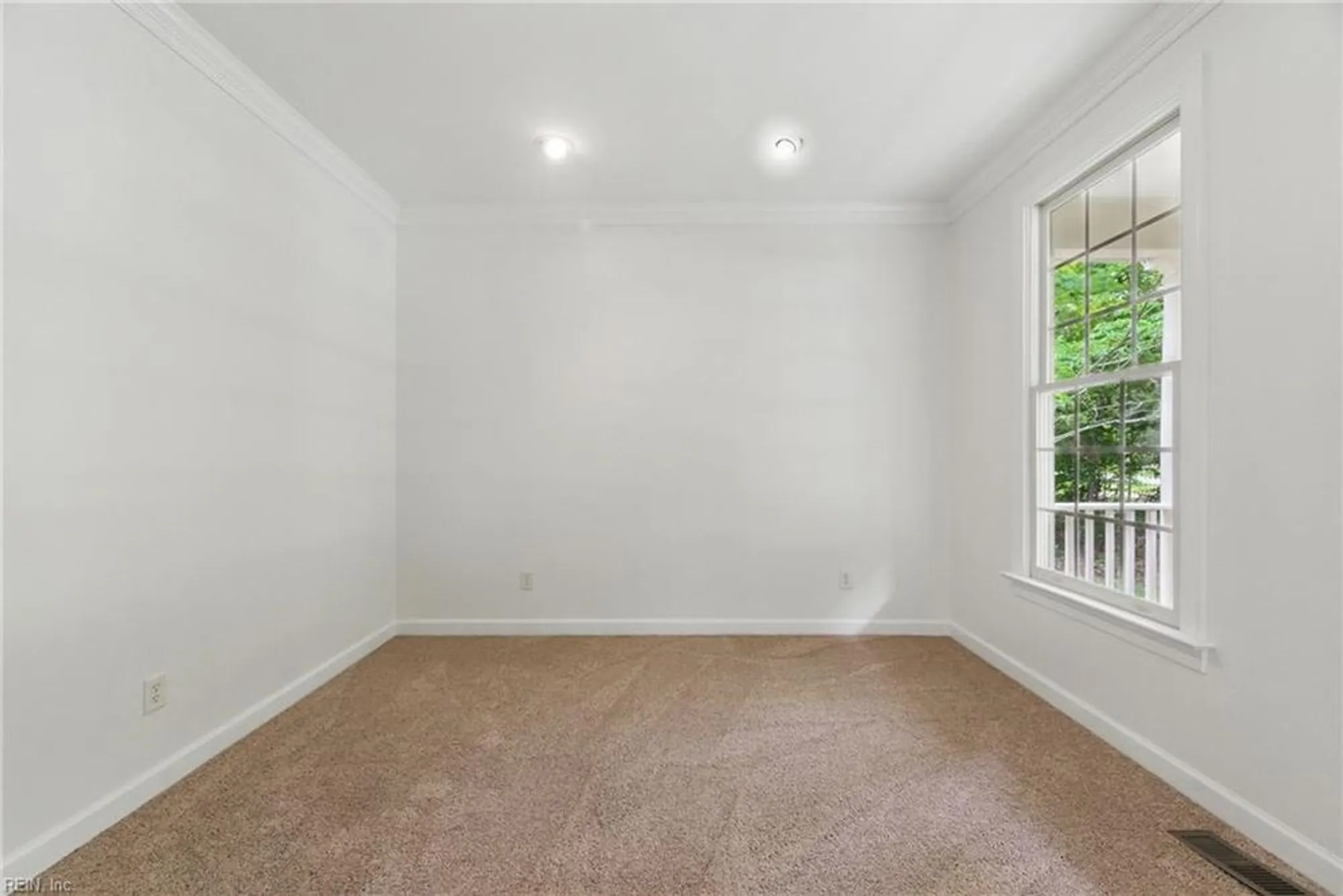 Property Slideshow image 10 of 47 | 133 mid ocean, Williamsburg, VA, 23188