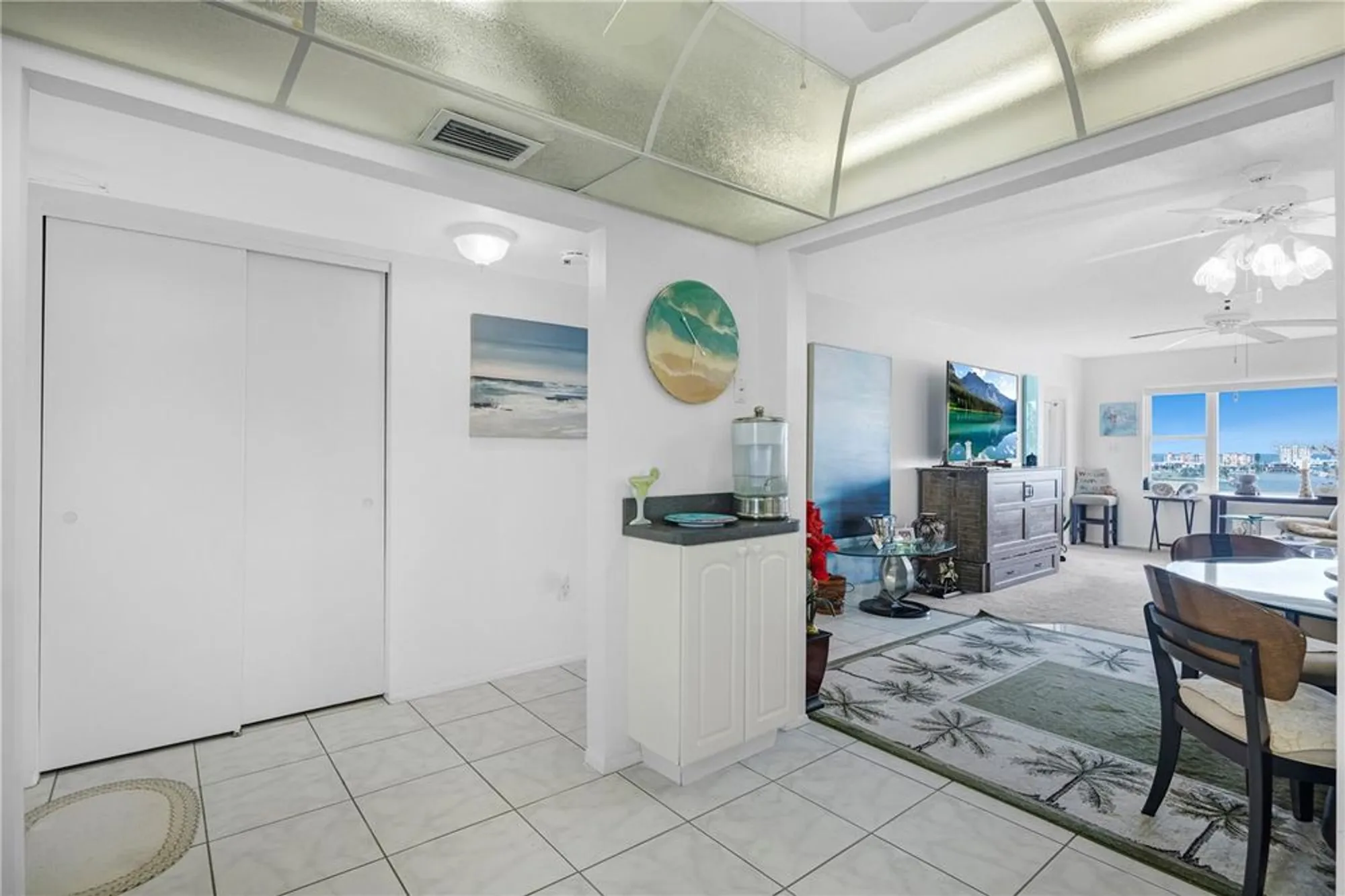 Property Slideshow image 10 of 47 | 4525 cove cir apt 1002, St Petersburg, FL, 33708