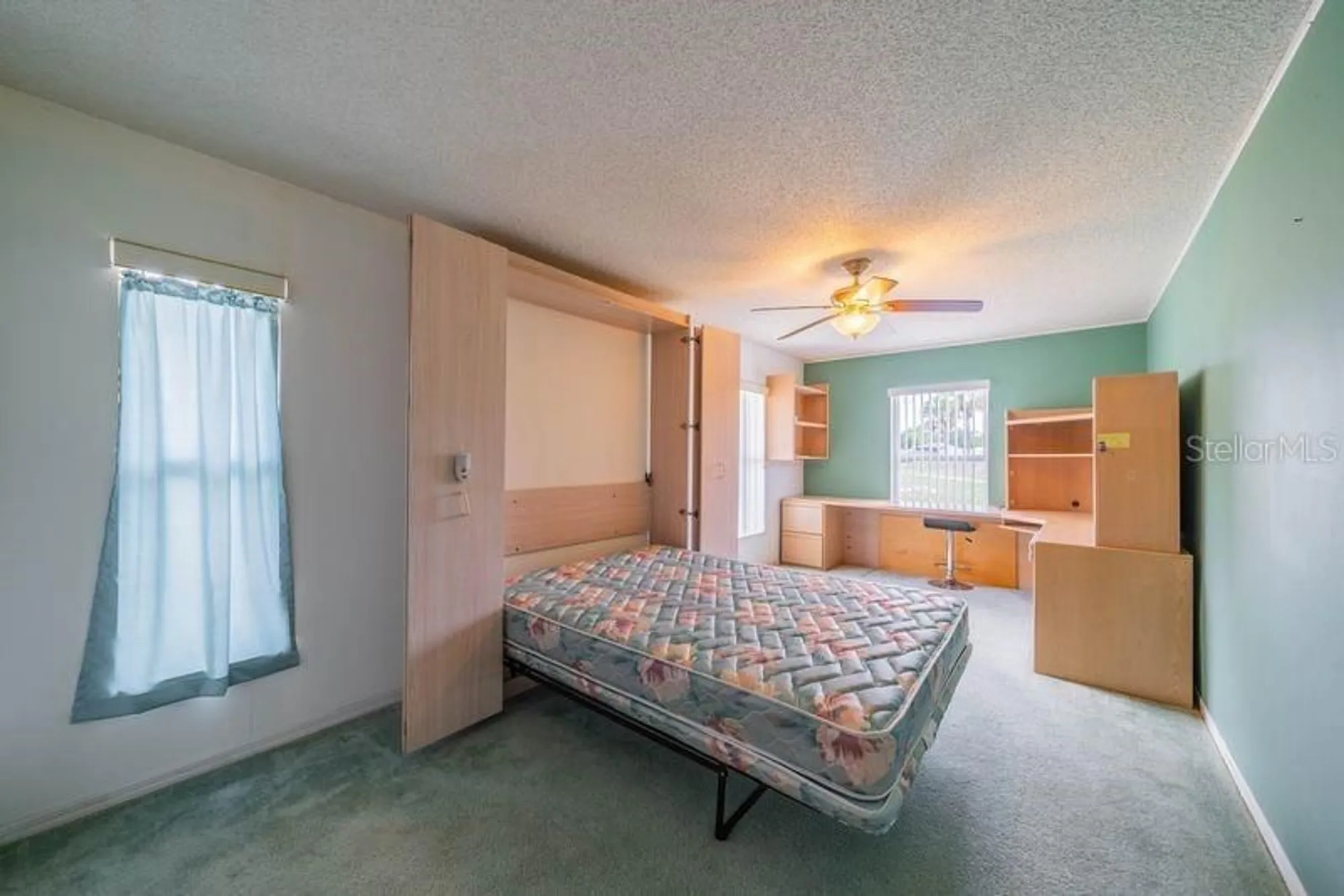 Property Slideshow image 22 of 47 | 301 caloosa palms ct, Sun City Center, FL, 33573